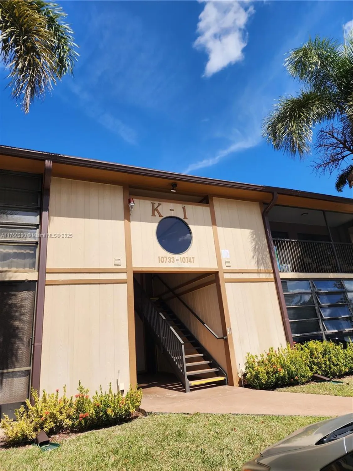 Property Slideshow image 4 of 25 | 10747 w clairmont cir 204, Tamarac, FL, 33321