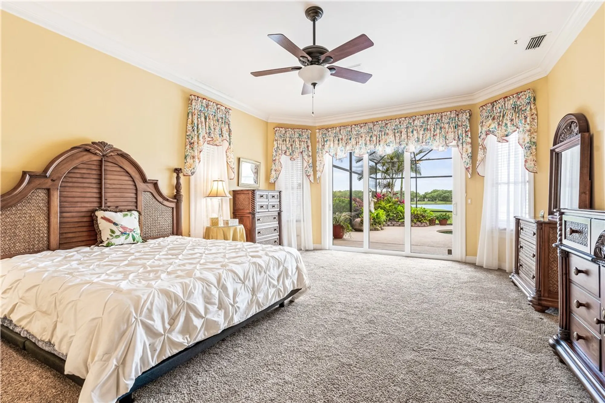 Property Slideshow image 21 of 35 | 5615 las brisas dr, Vero Beach, FL, 32967