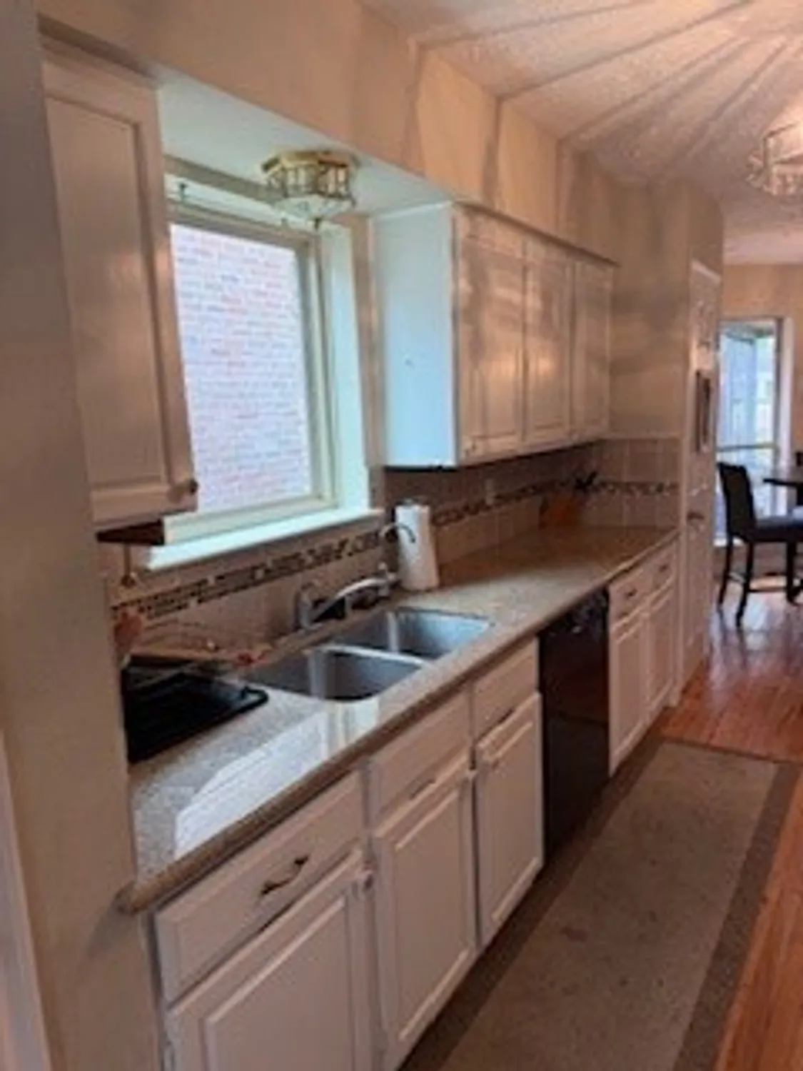 Property Slideshow image 5 of 18 | 2810 poplar creek ln, Pearland, TX, 77584