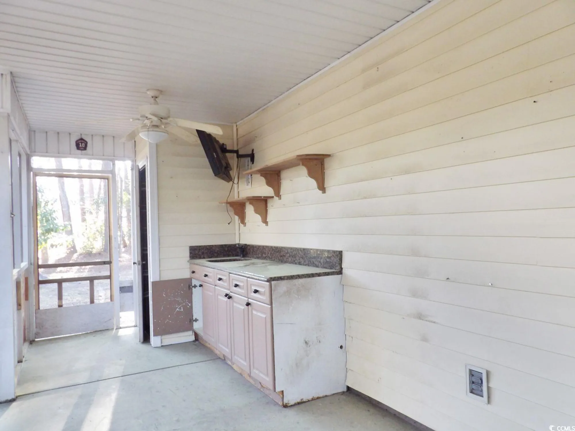 Property Slideshow image 16 of 29 | 6654 wisteria dr, Myrtle Beach, SC, 29588