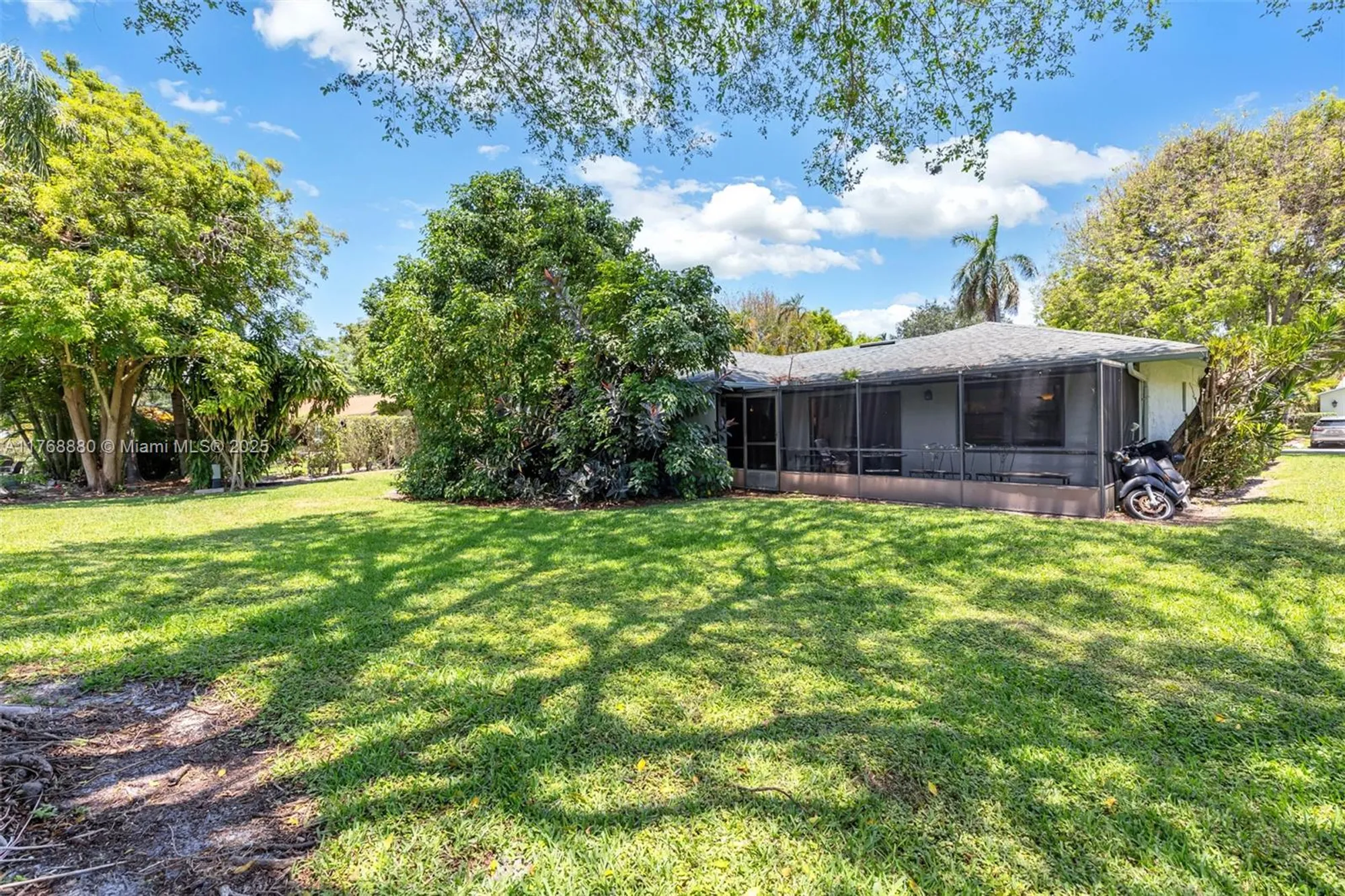 Property Slideshow image 26 of 27 | 766 nw 24th ave, Delray Beach, FL, 33445