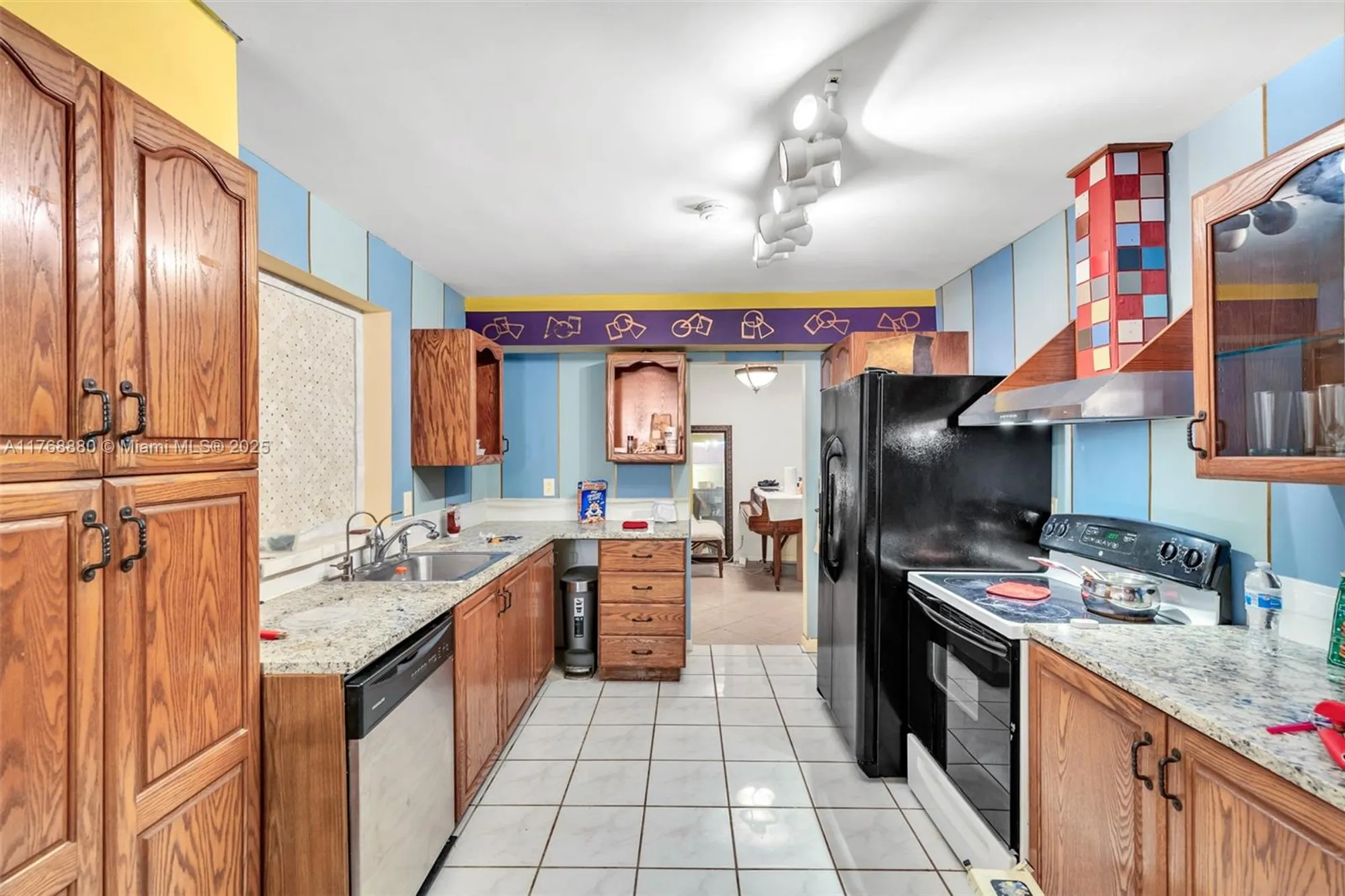 Property Slideshow image 20 of 27 | 766 nw 24th ave, Delray Beach, FL, 33445