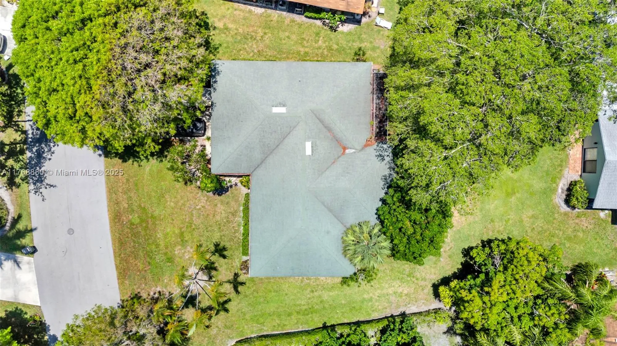 Property Slideshow image 3 of 27 | 766 nw 24th ave, Delray Beach, FL, 33445