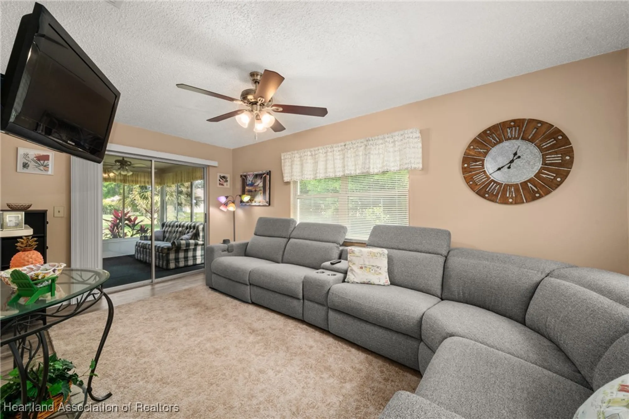 Property Slideshow image 14 of 46 | 122 parkview cir, Lake Placid, FL, 33852