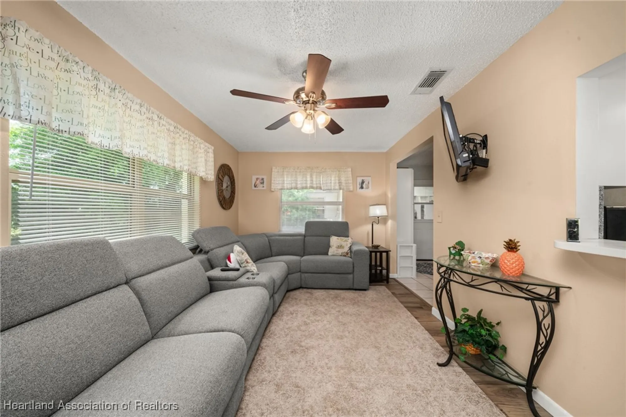 Property Slideshow image 15 of 46 | 122 parkview cir, Lake Placid, FL, 33852