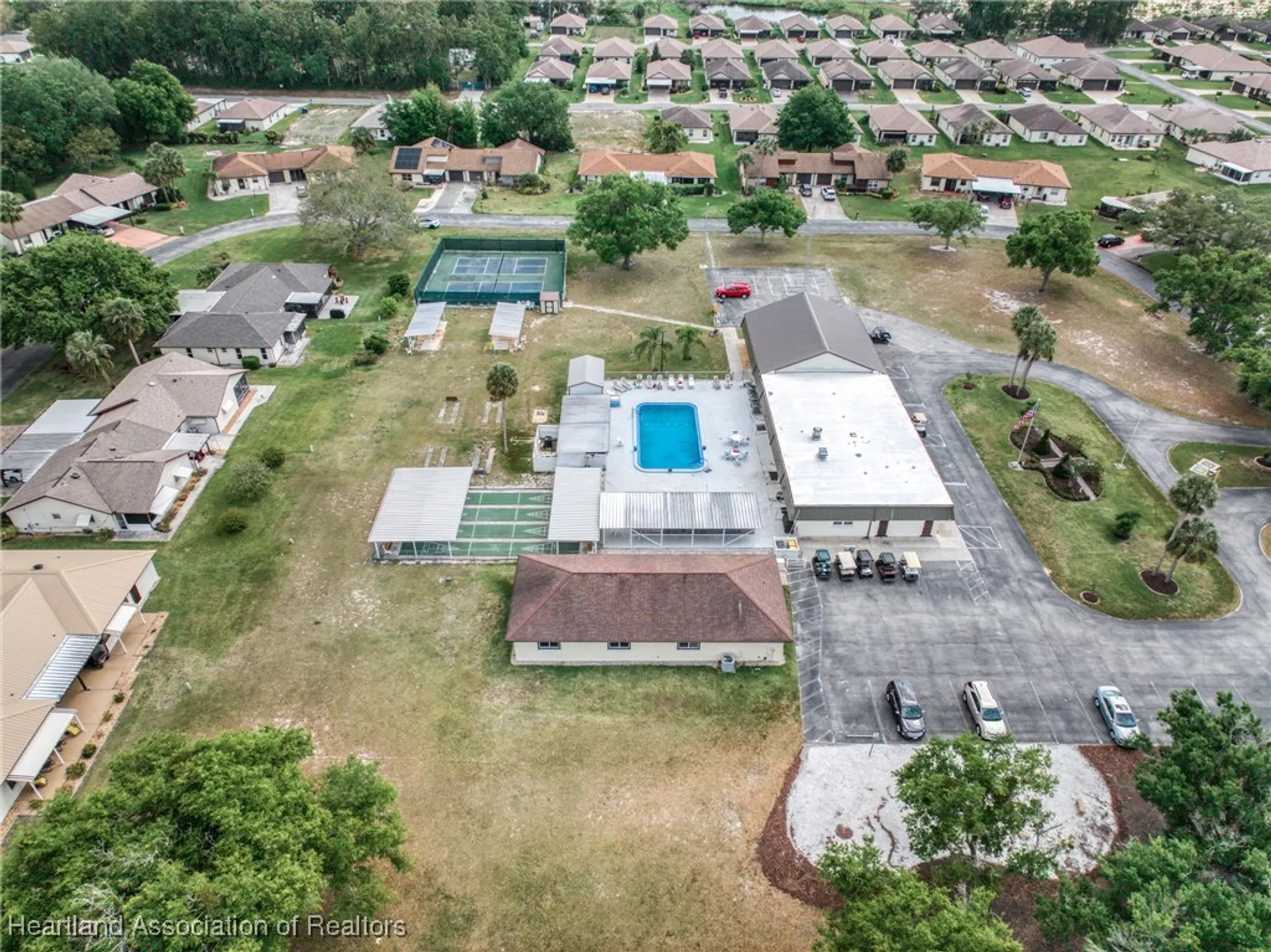 Property Slideshow image 36 of 46 | 122 parkview cir, Lake Placid, FL, 33852