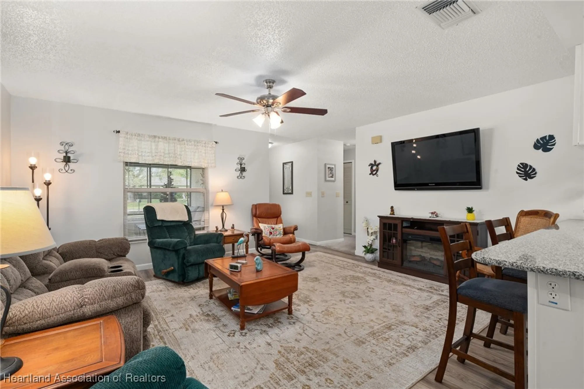 Property Slideshow image 6 of 46 | 122 parkview cir, Lake Placid, FL, 33852
