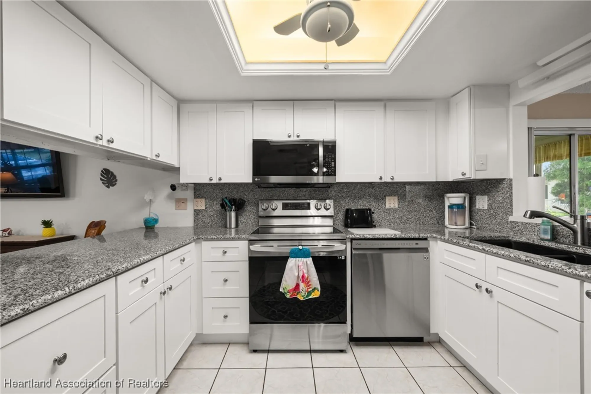 Property Slideshow image 8 of 46 | 122 parkview cir, Lake Placid, FL, 33852