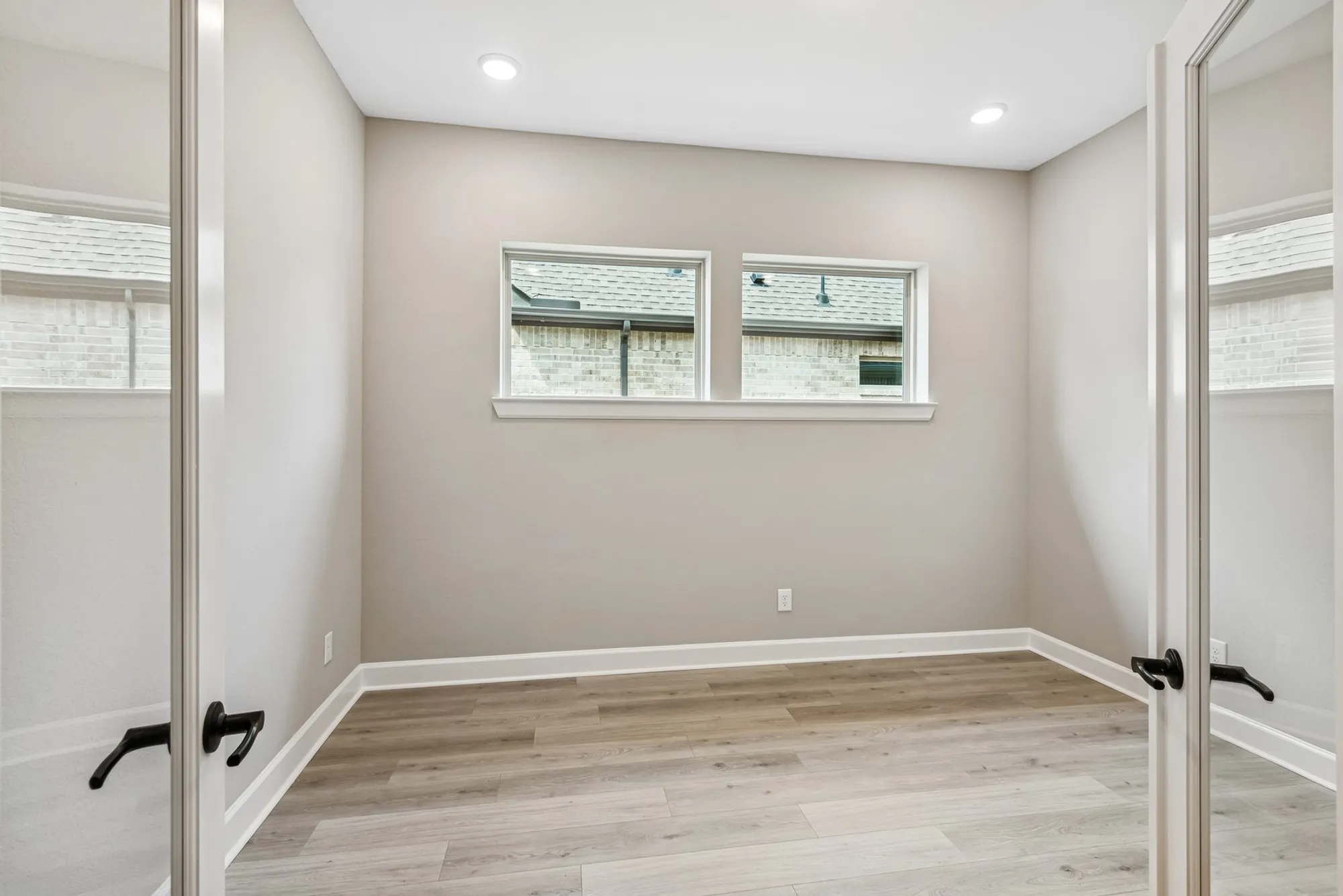 Property Slideshow image 17 of 39 | 21877 colorado bend ln, Porter, TX, 77365