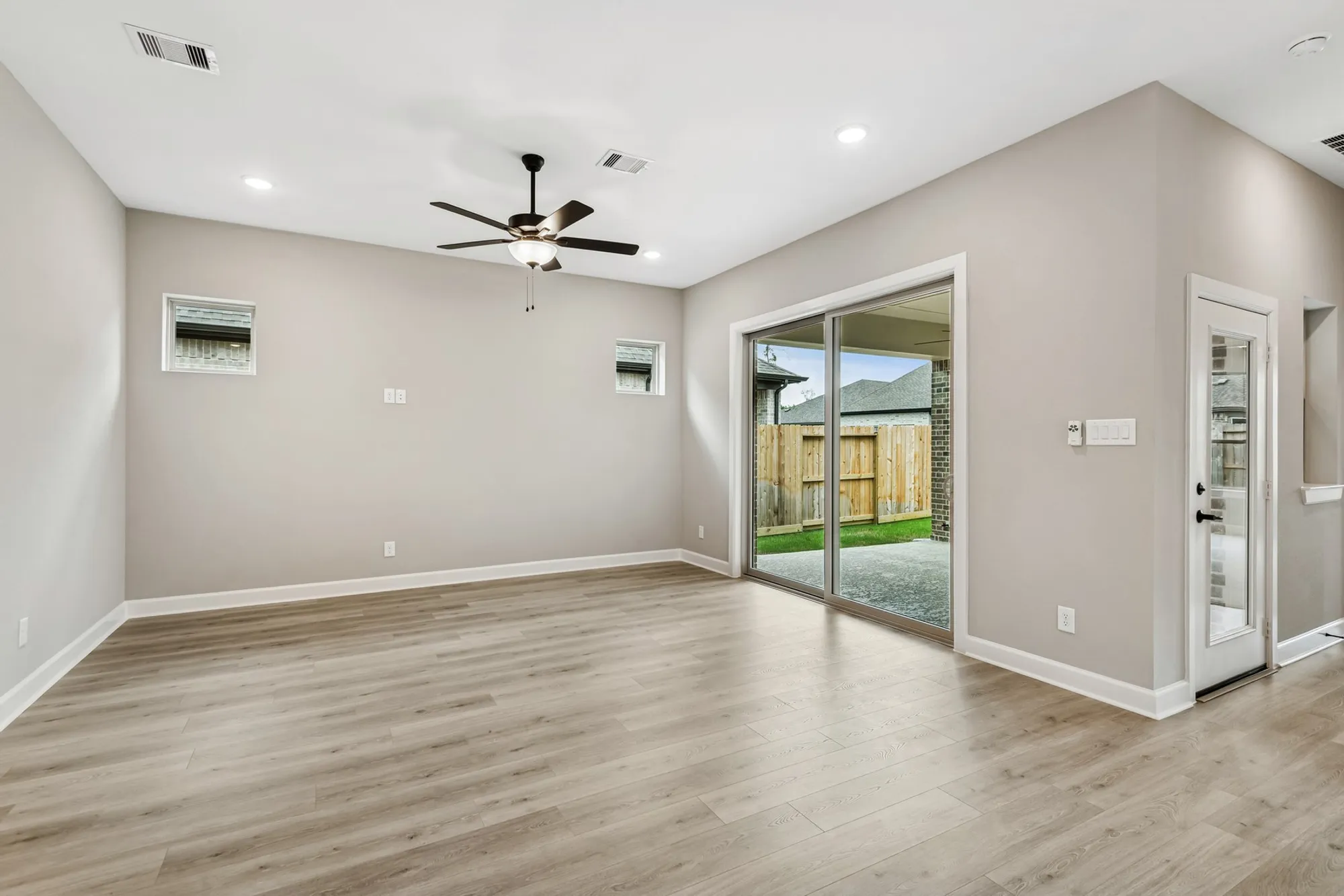 Property Slideshow image 26 of 39 | 21877 colorado bend ln, Porter, TX, 77365