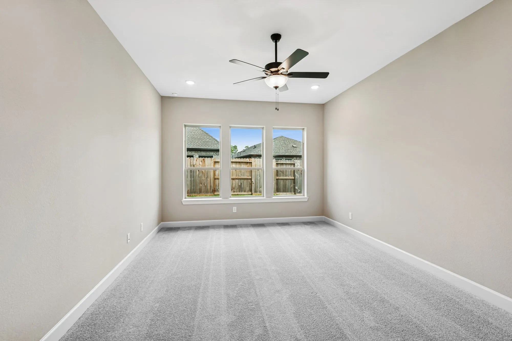 Property Slideshow image 28 of 39 | 21877 colorado bend ln, Porter, TX, 77365