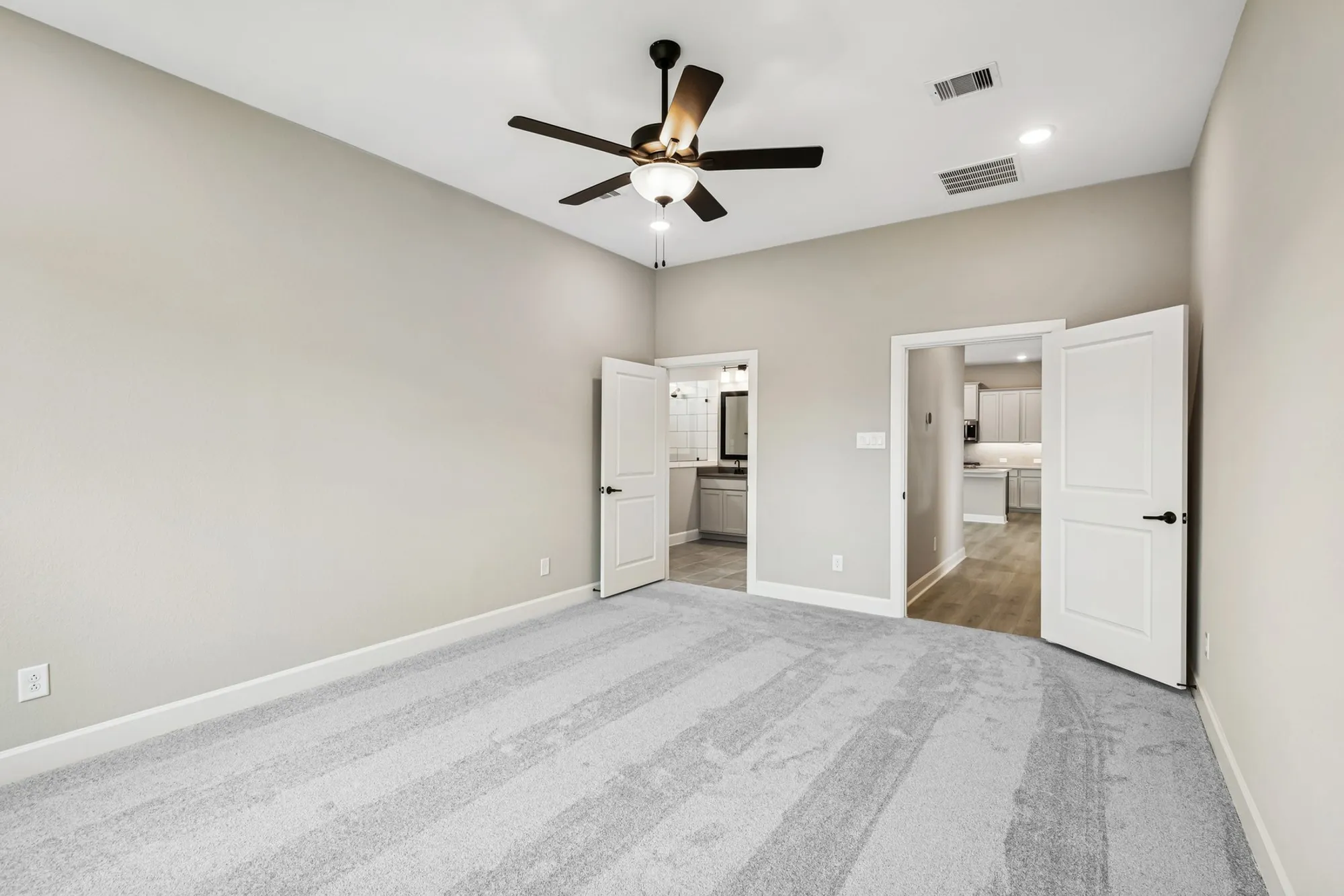 Property Slideshow image 29 of 39 | 21877 colorado bend ln, Porter, TX, 77365