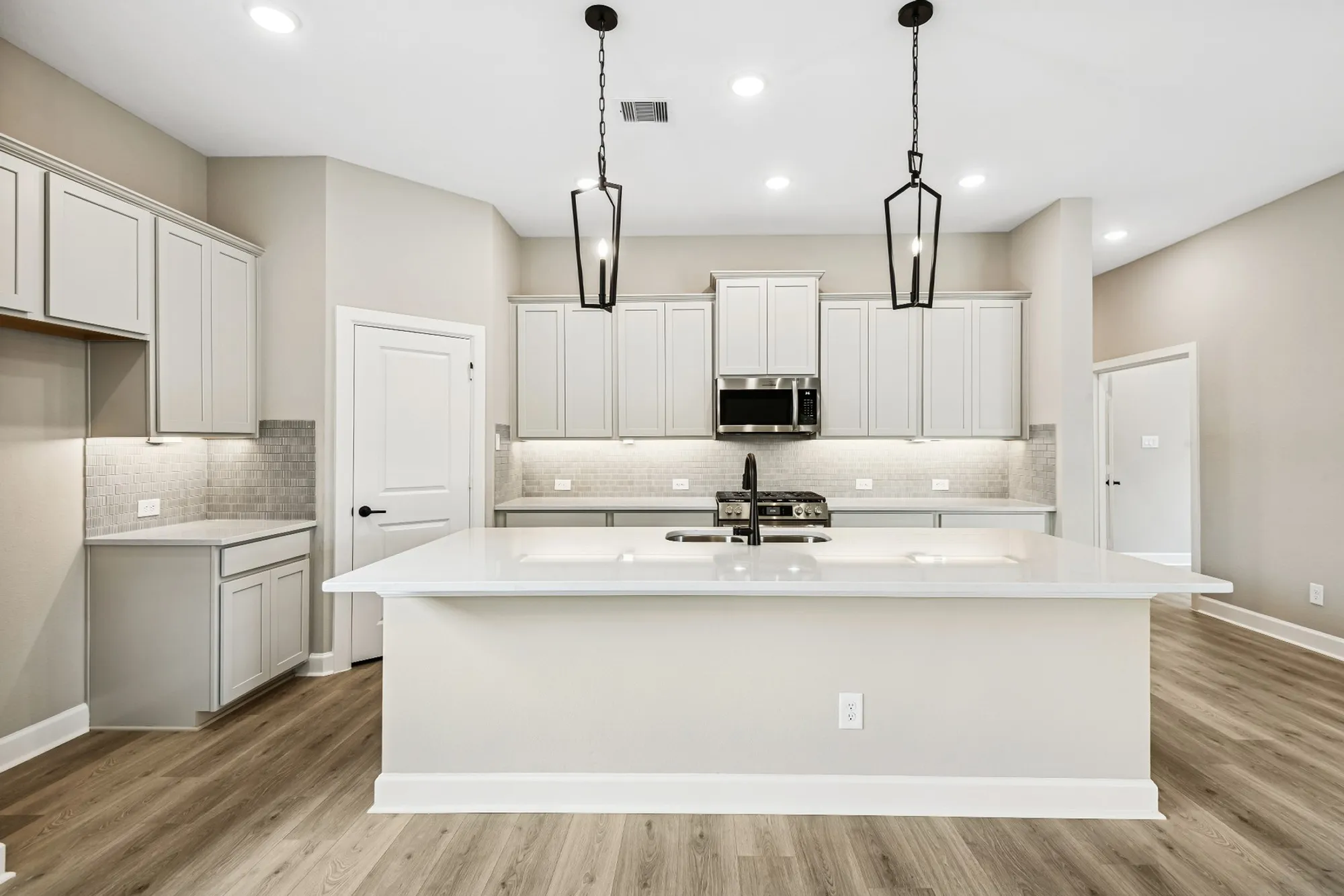 Property Slideshow image 21 of 39 | 21877 colorado bend ln, Porter, TX, 77365