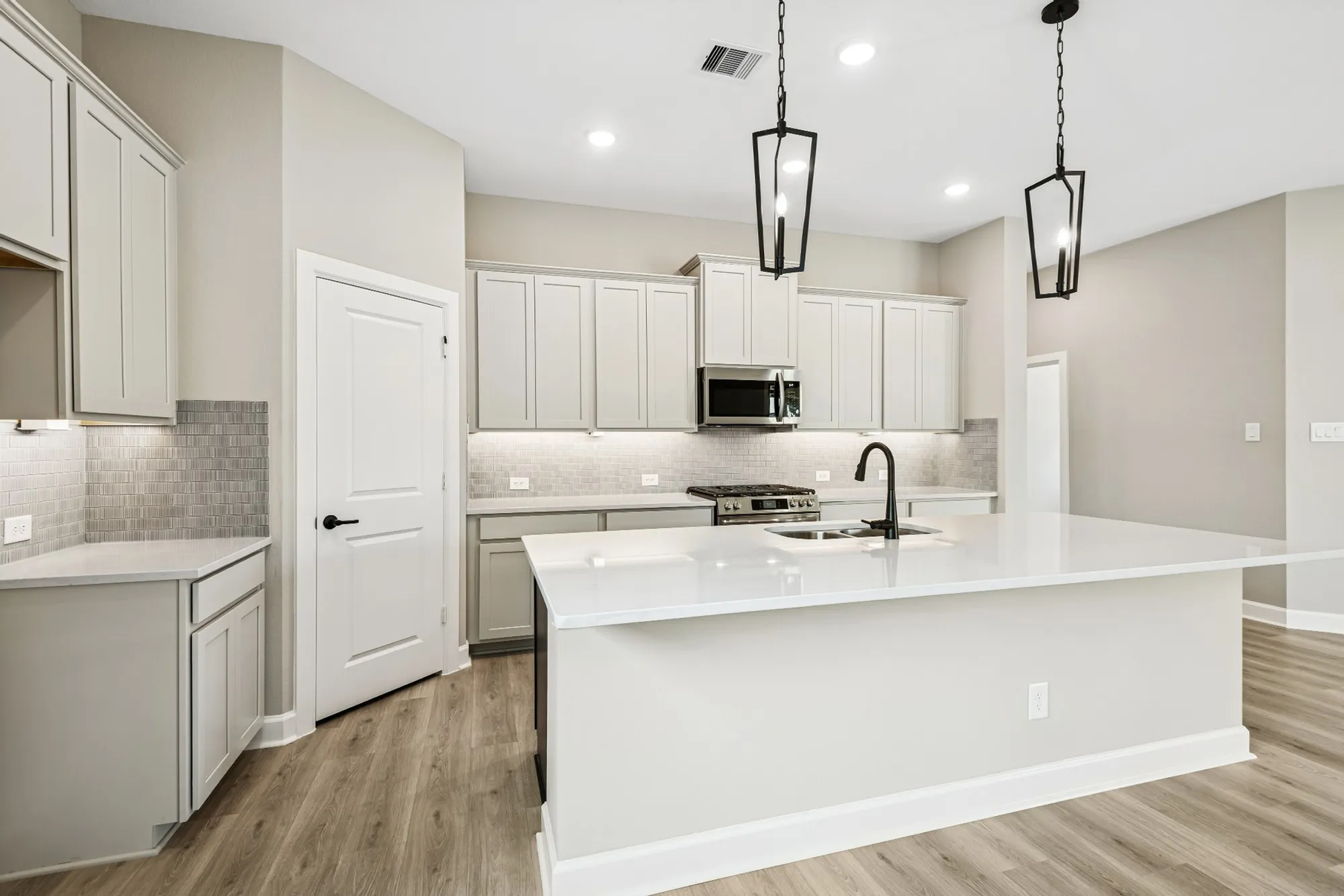 Property Slideshow image 22 of 39 | 21877 colorado bend ln, Porter, TX, 77365