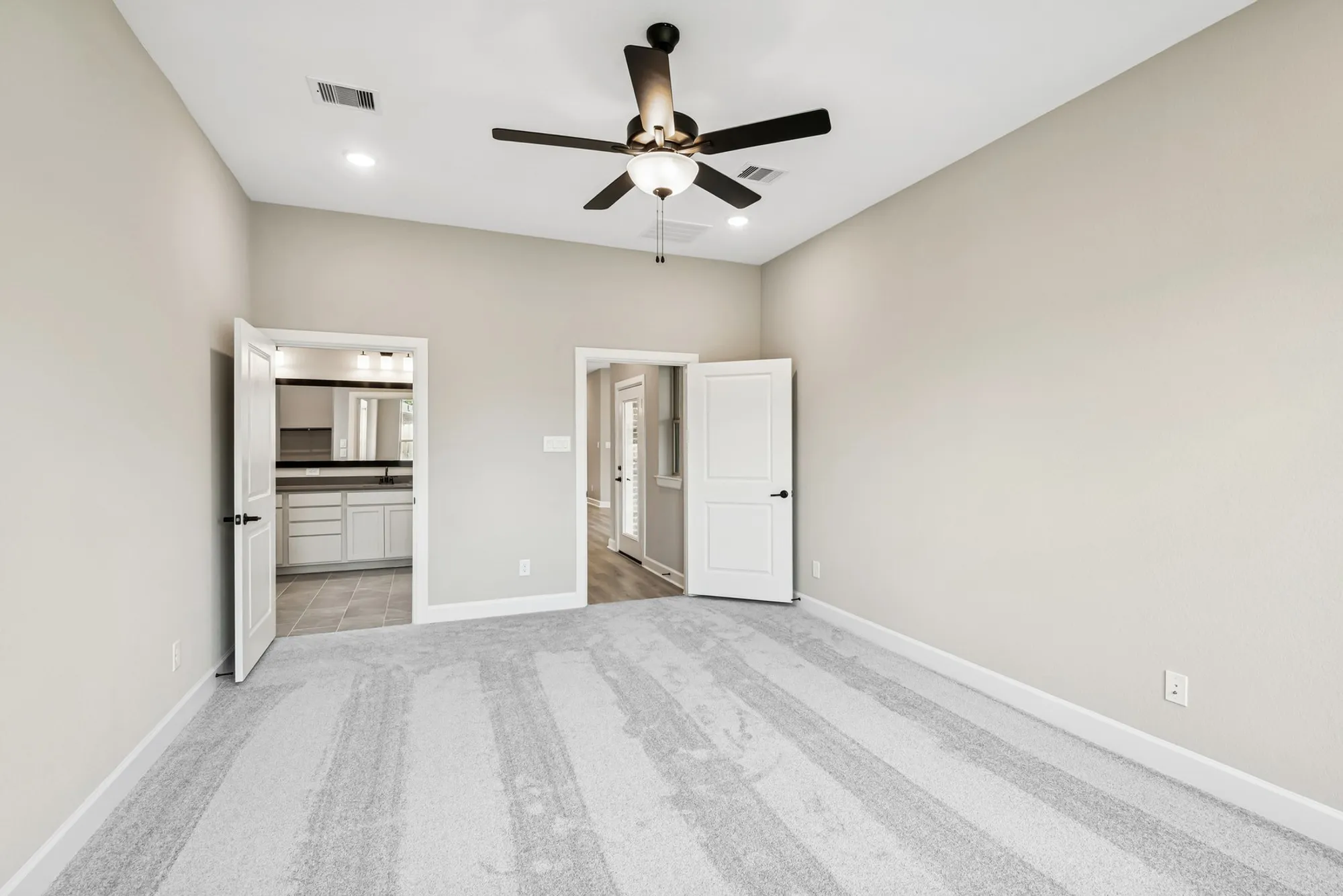 Property Slideshow image 30 of 39 | 21877 colorado bend ln, Porter, TX, 77365