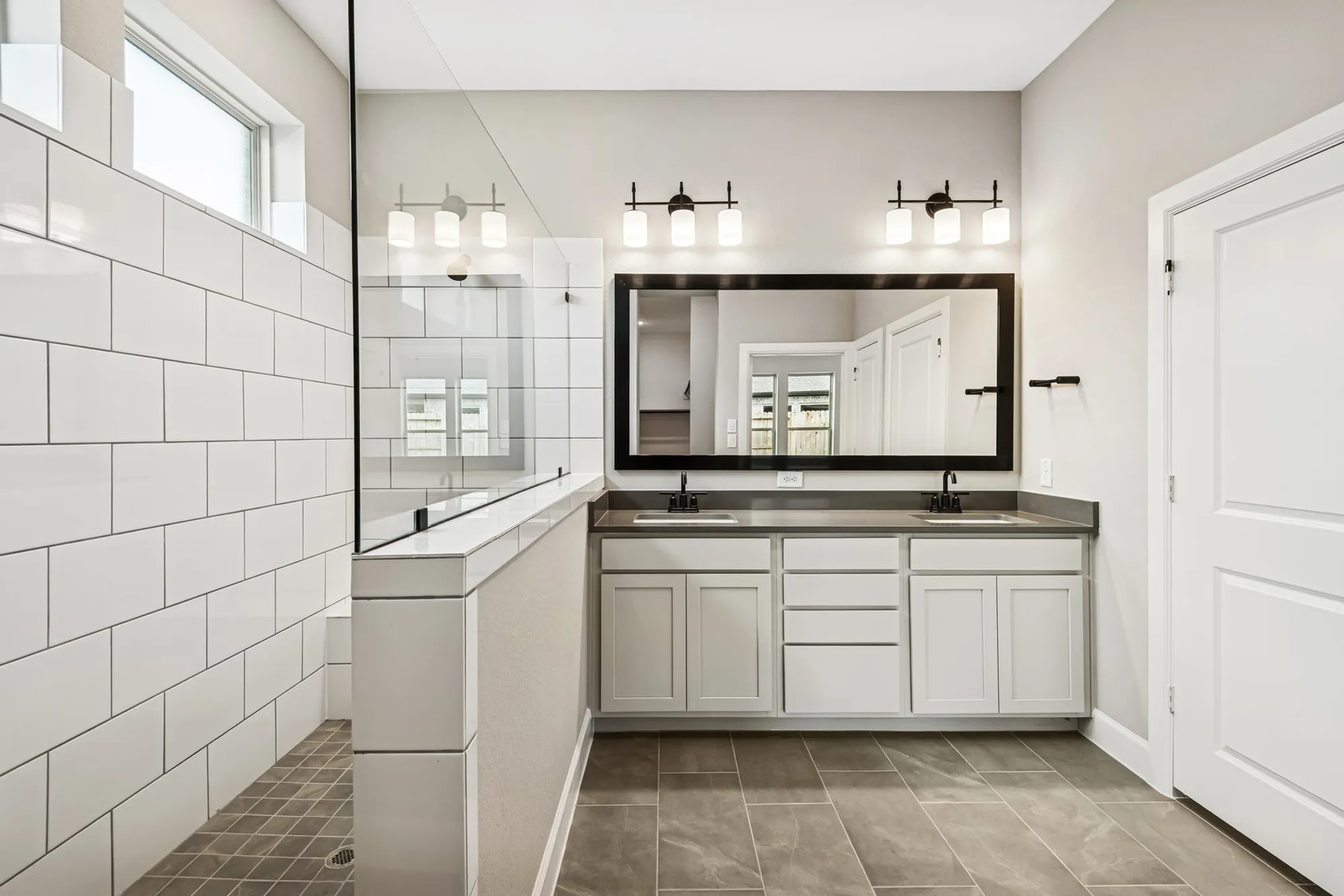 Property Slideshow image 33 of 39 | 21877 colorado bend ln, Porter, TX, 77365