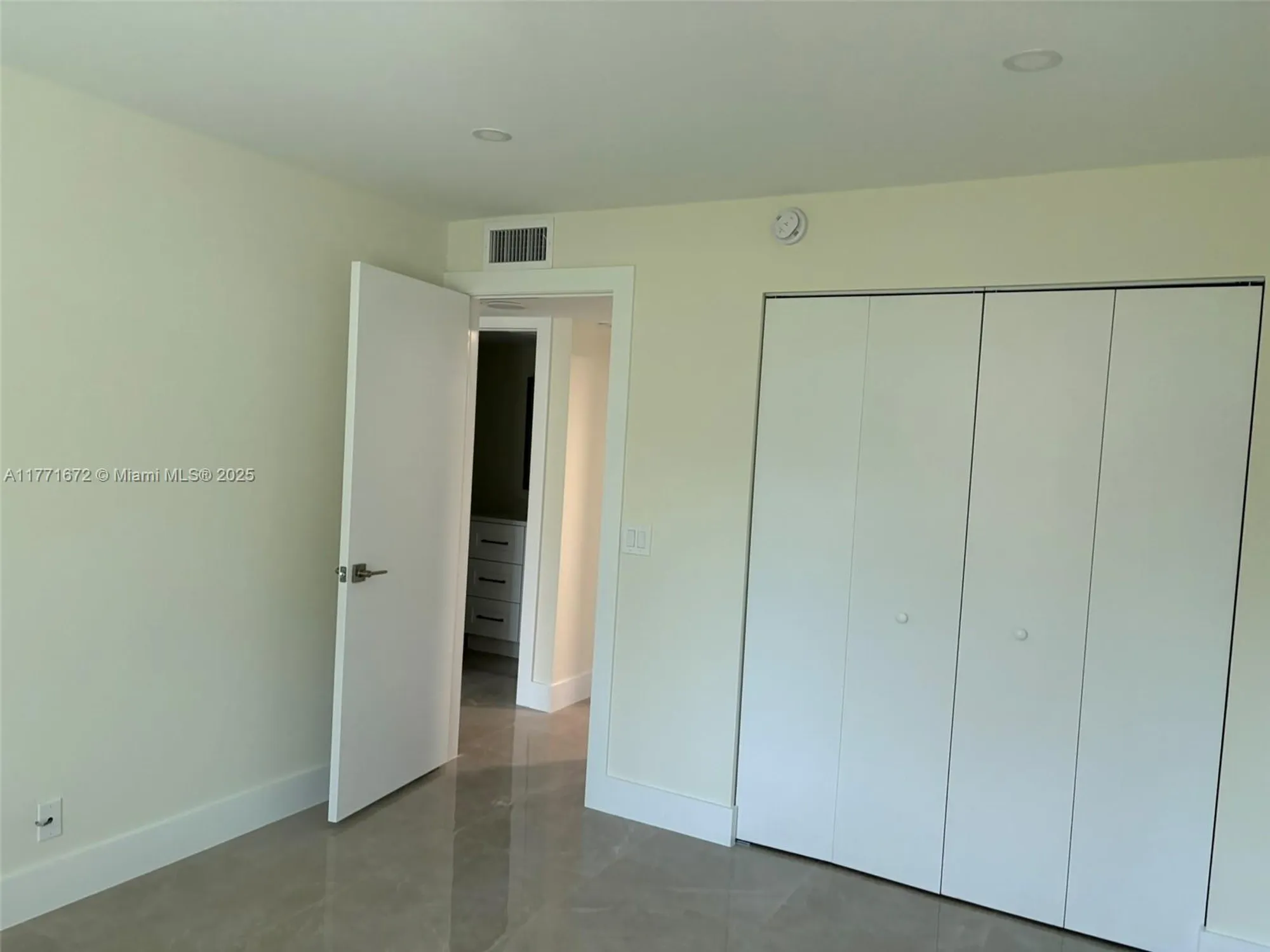 Property Slideshow image 15 of 51 | 211 durham e unit e, Deerfield Beach, FL, 33442