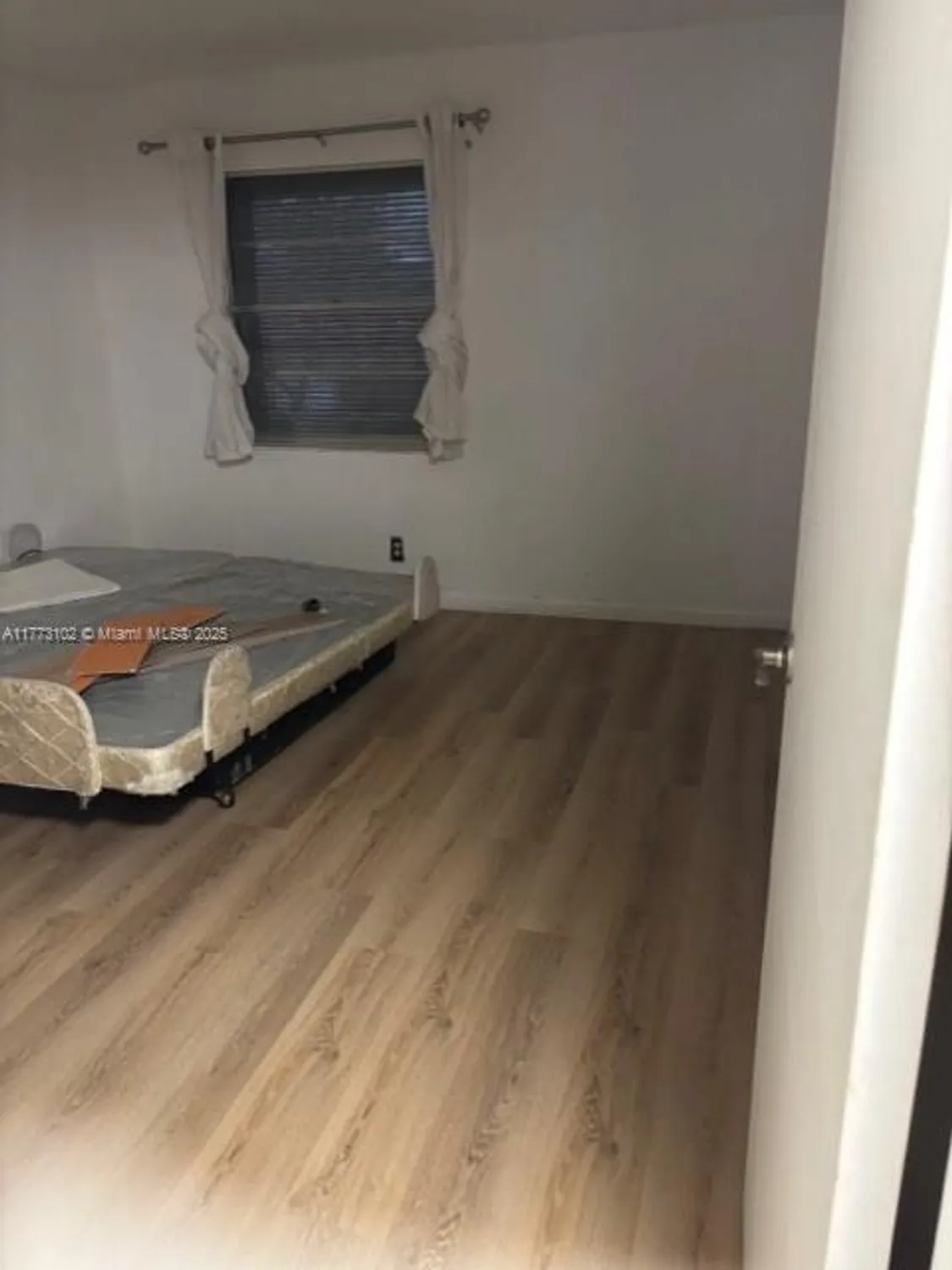 Property Slideshow image 12 of 17 | 1401 sw 134th way apt 105c, Pembroke Pines, FL, 33027