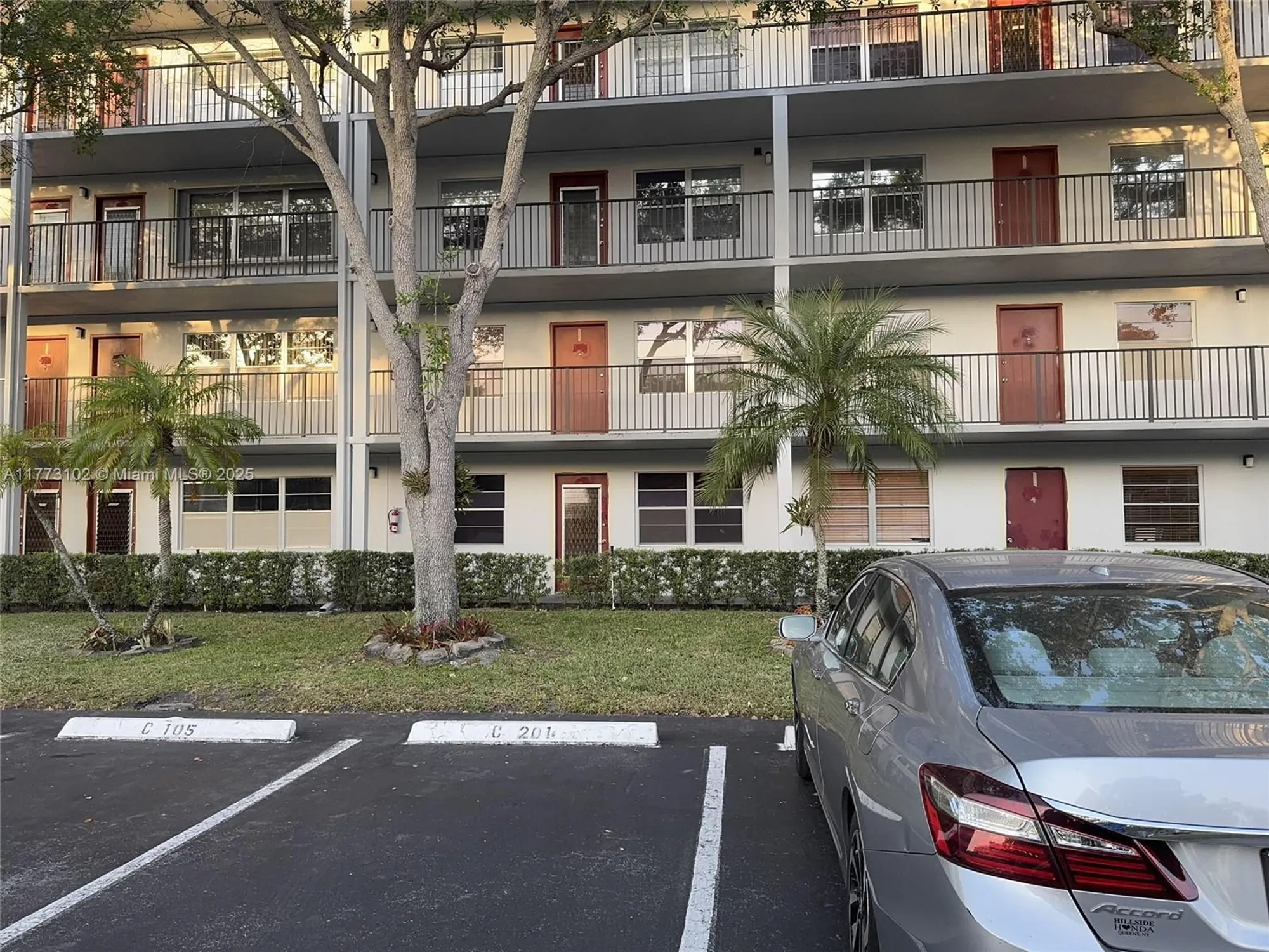 Property Slideshow image 2 of 17 | 1401 sw 134th way apt 105c, Pembroke Pines, FL, 33027