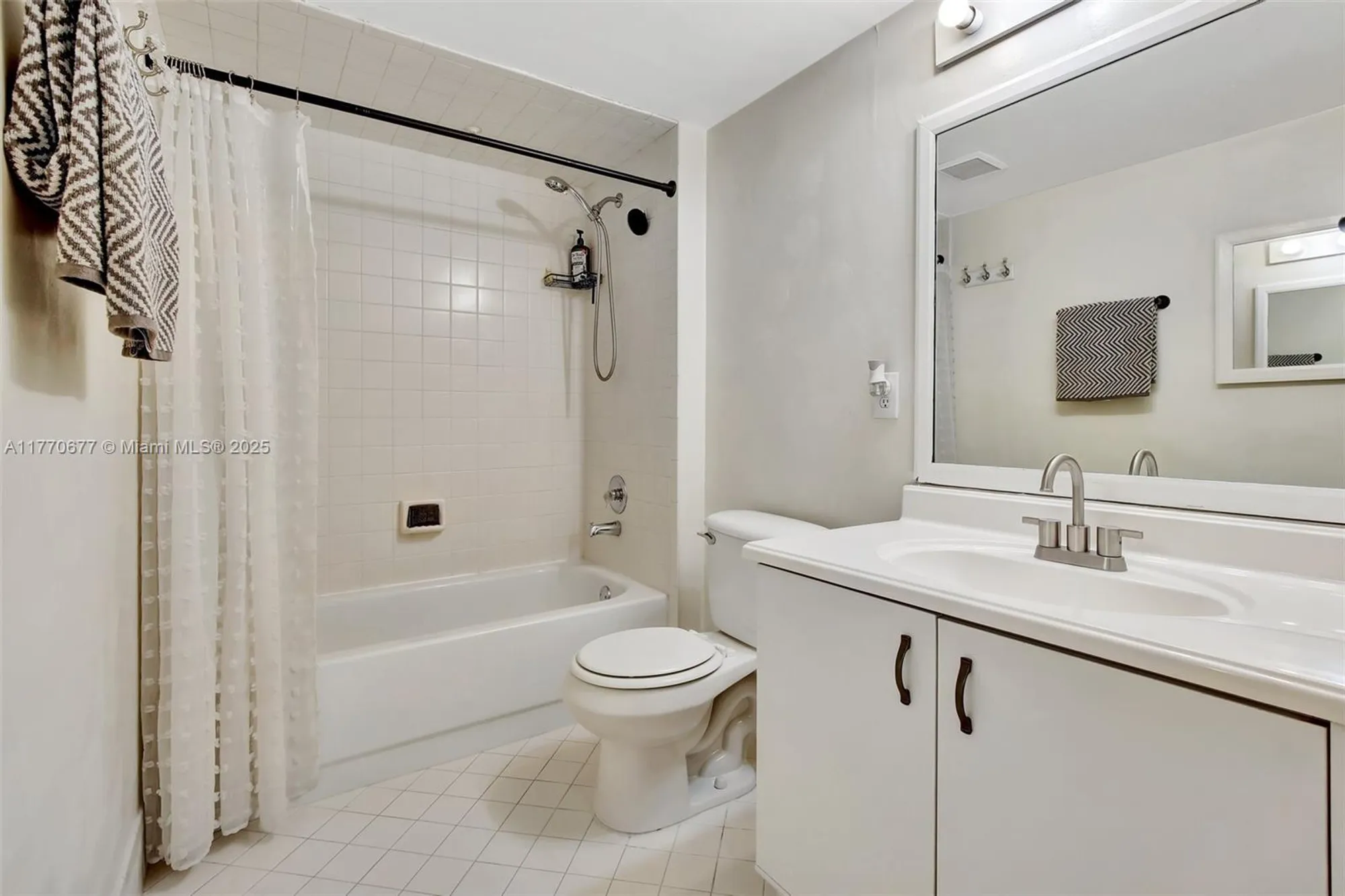 Property Slideshow image 16 of 26 | 13701 sw 12th st 310a, Pembroke Pines, FL, 33027