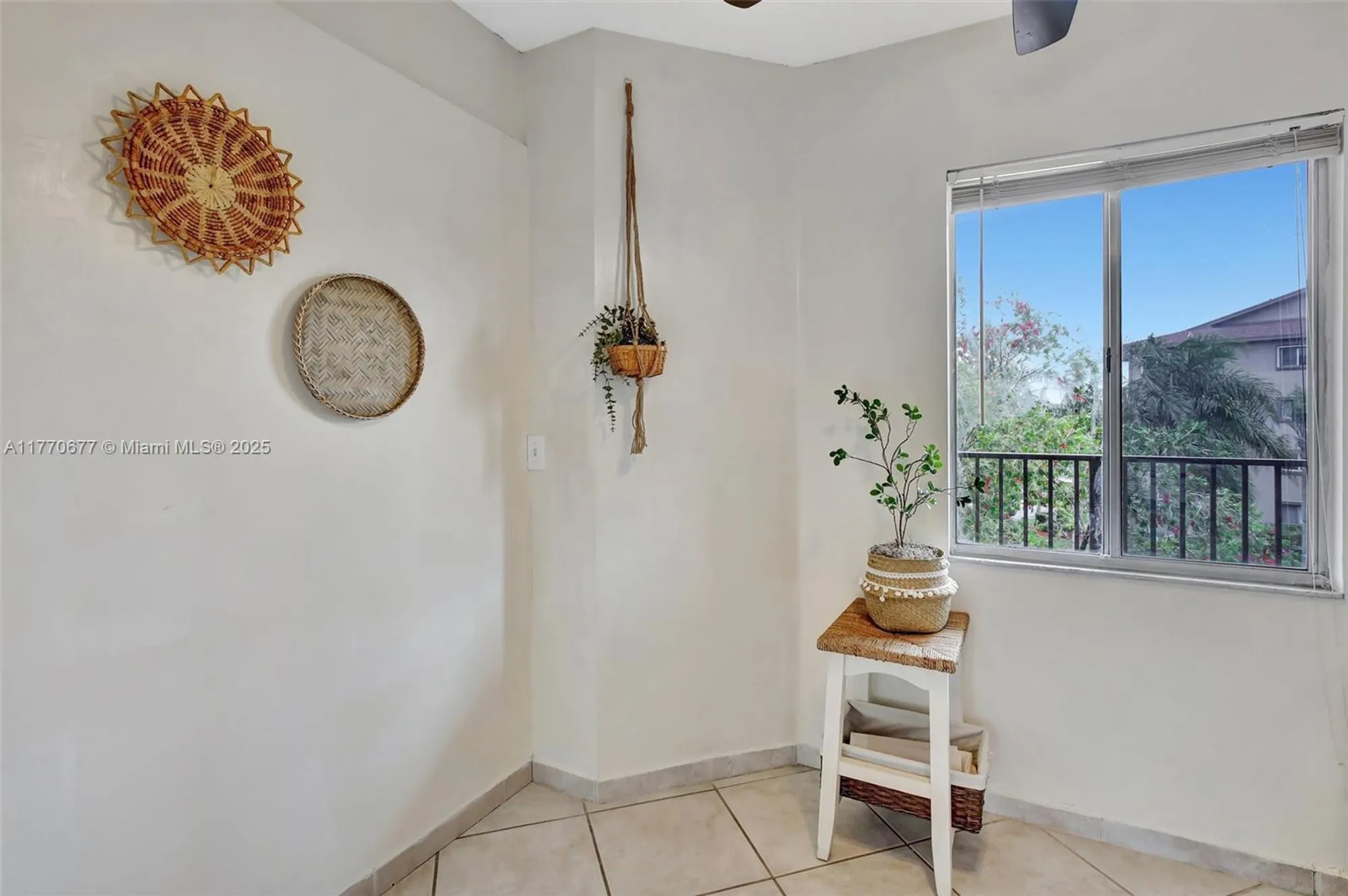 Property Slideshow image 12 of 26 | 13701 sw 12th st 310a, Pembroke Pines, FL, 33027