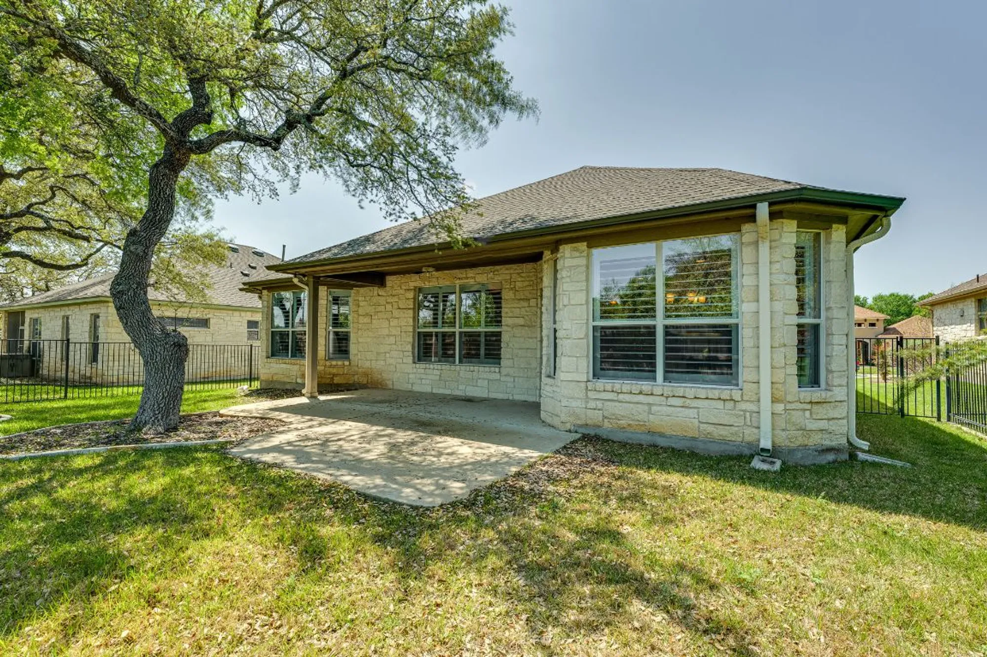 Property Slideshow image 27 of 35 | 4604 sonora trce, Georgetown, TX, 78633
