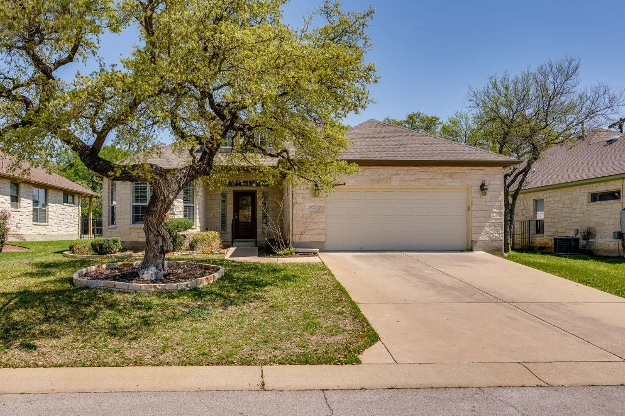 Property Slideshow image 2 of 35 | 4604 sonora trce, Georgetown, TX, 78633