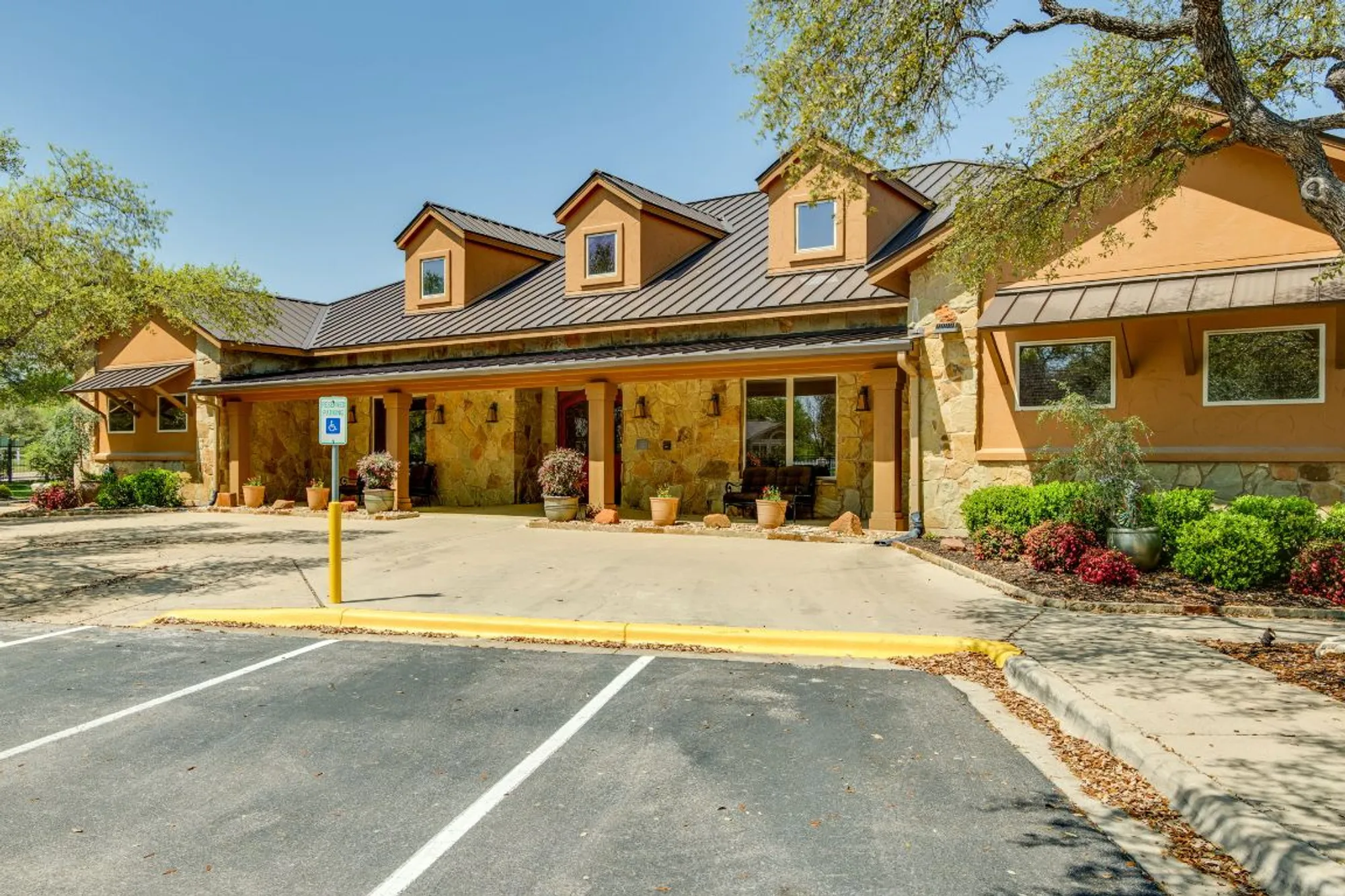 Property Slideshow image 32 of 35 | 4604 sonora trce, Georgetown, TX, 78633