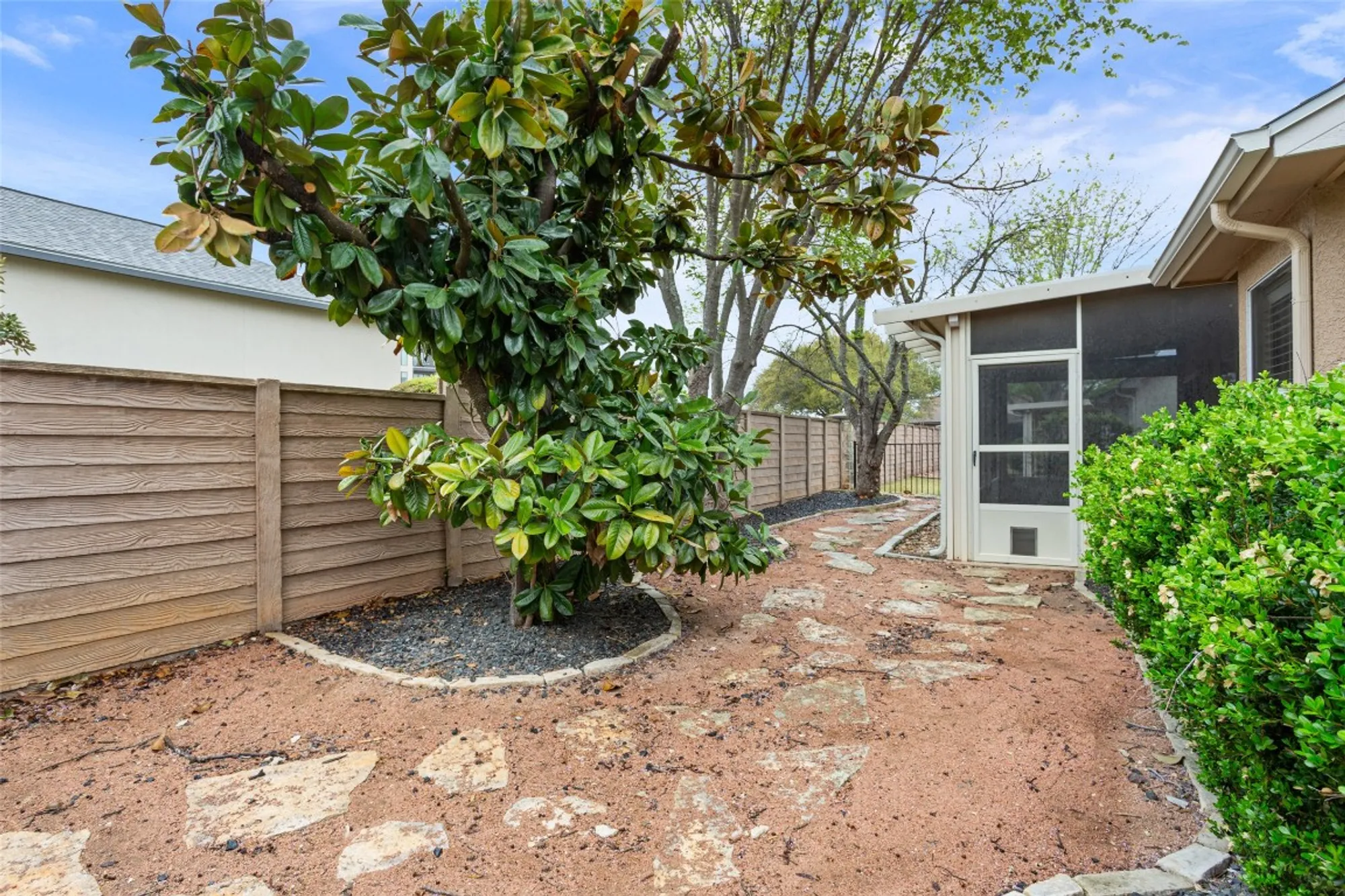 Property Slideshow image 25 of 27 | 107 plover pass, Georgetown, TX, 78633