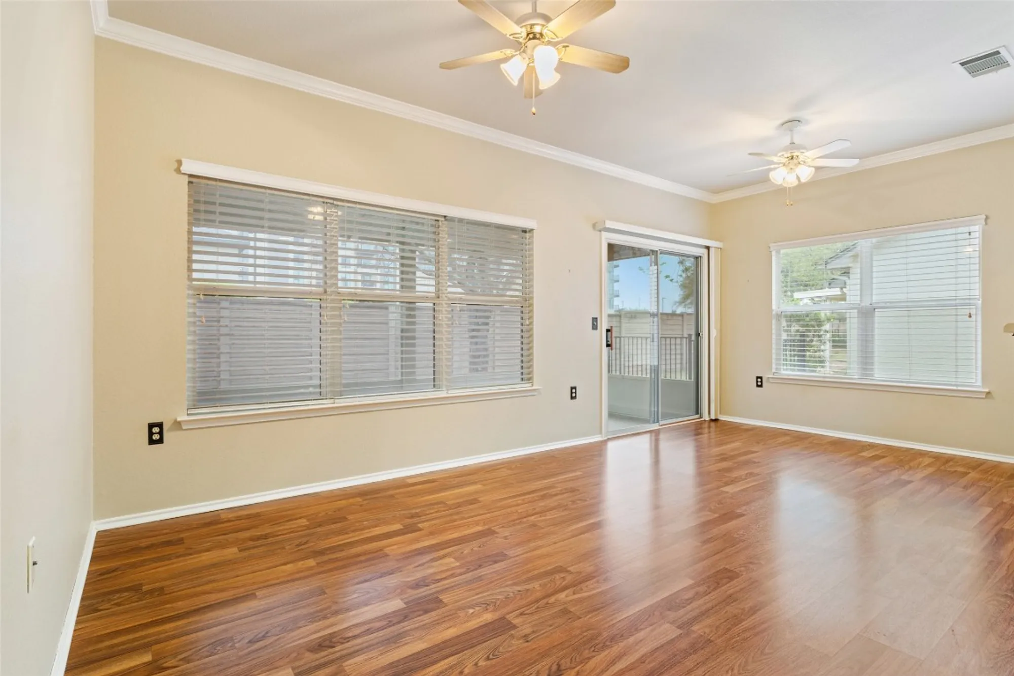 Property Slideshow image 5 of 27 | 107 plover pass, Georgetown, TX, 78633