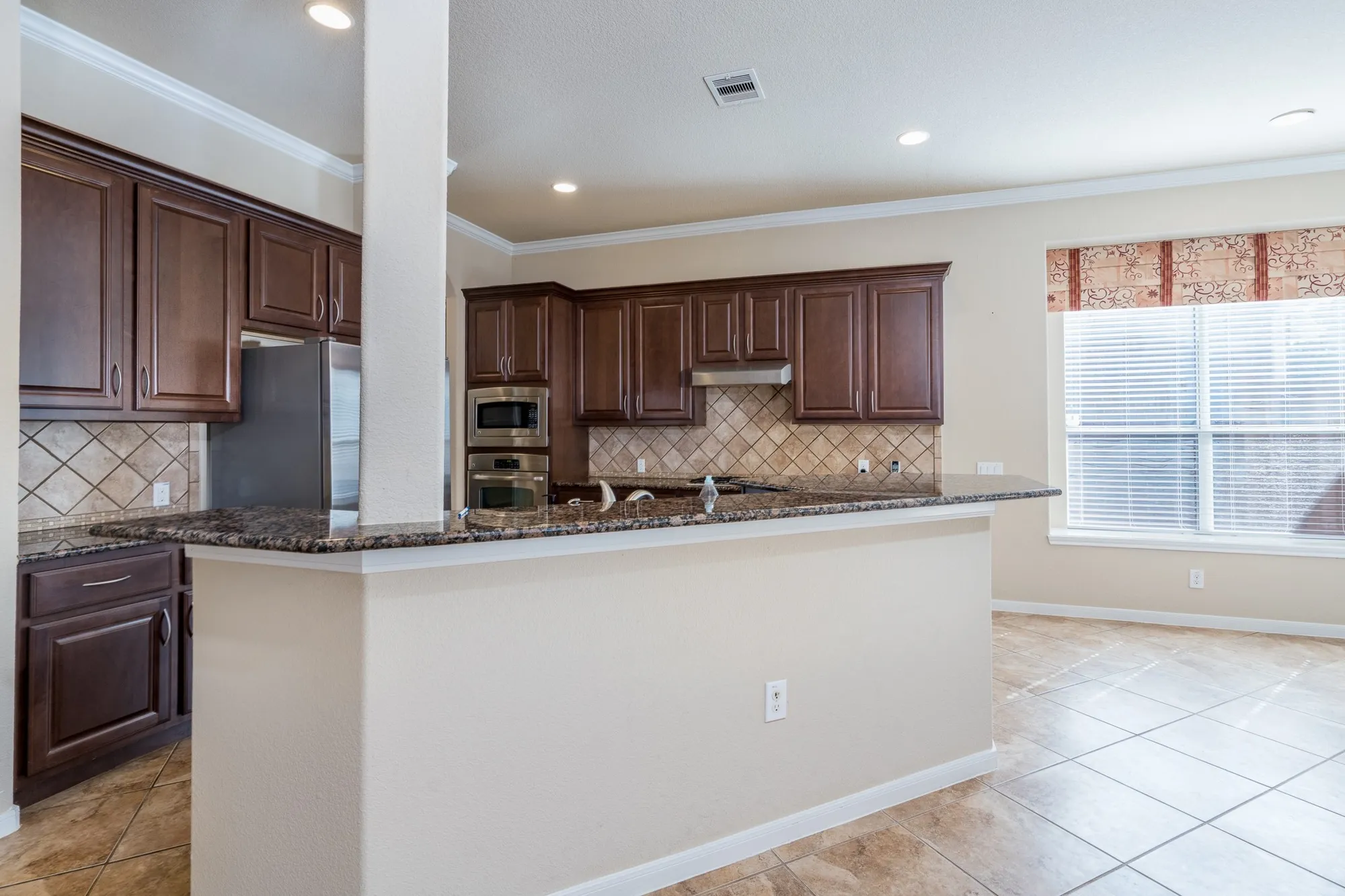 Property Slideshow image 13 of 30 | 19311 w cibolo creek ct, Cypress, TX, 77433