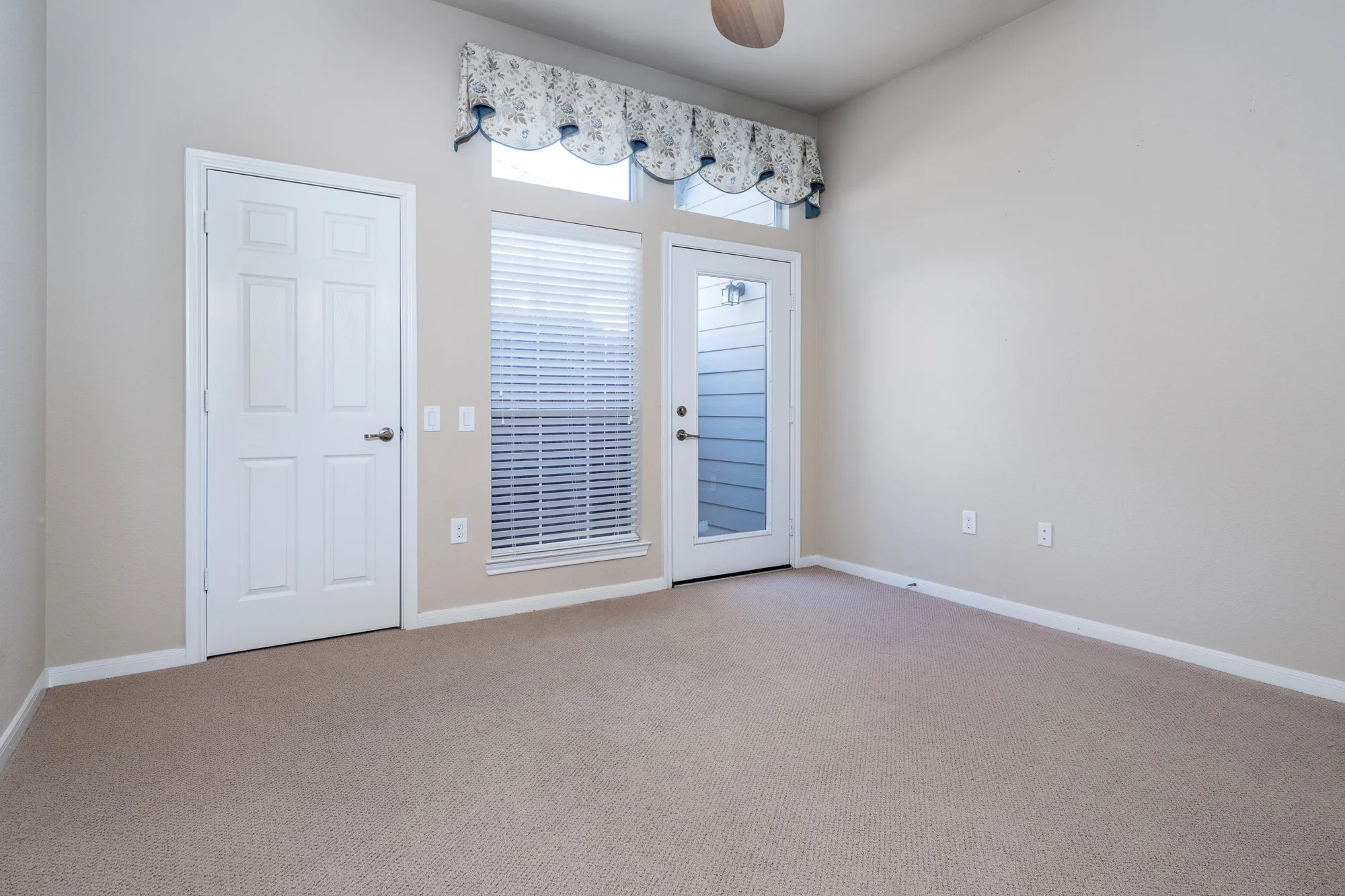 Property Slideshow image 6 of 30 | 19311 w cibolo creek ct, Cypress, TX, 77433