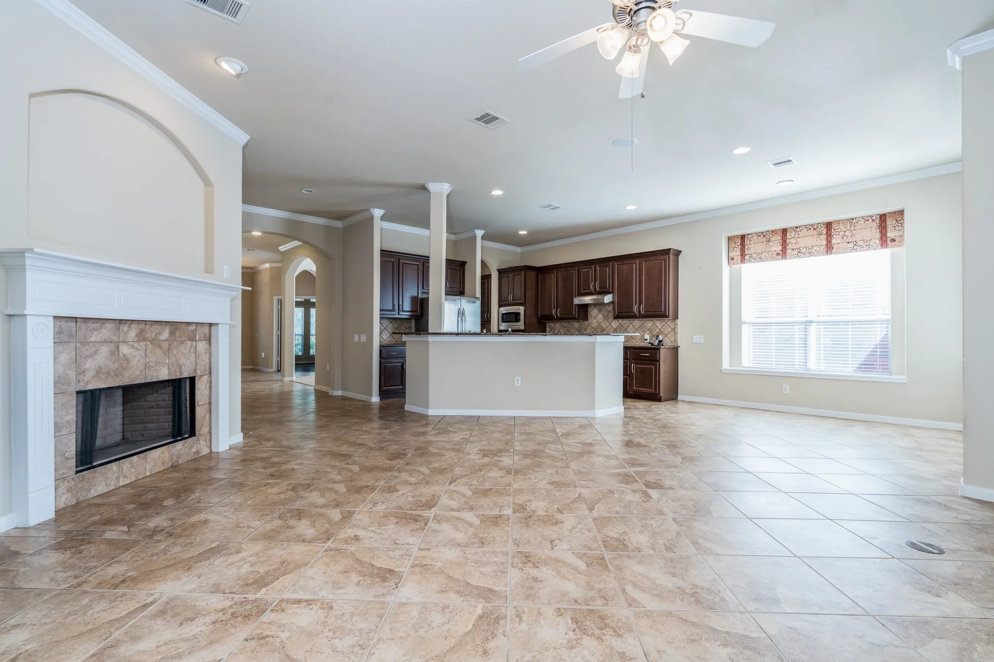 Property Slideshow image 7 of 30 | 19311 w cibolo creek ct, Cypress, TX, 77433