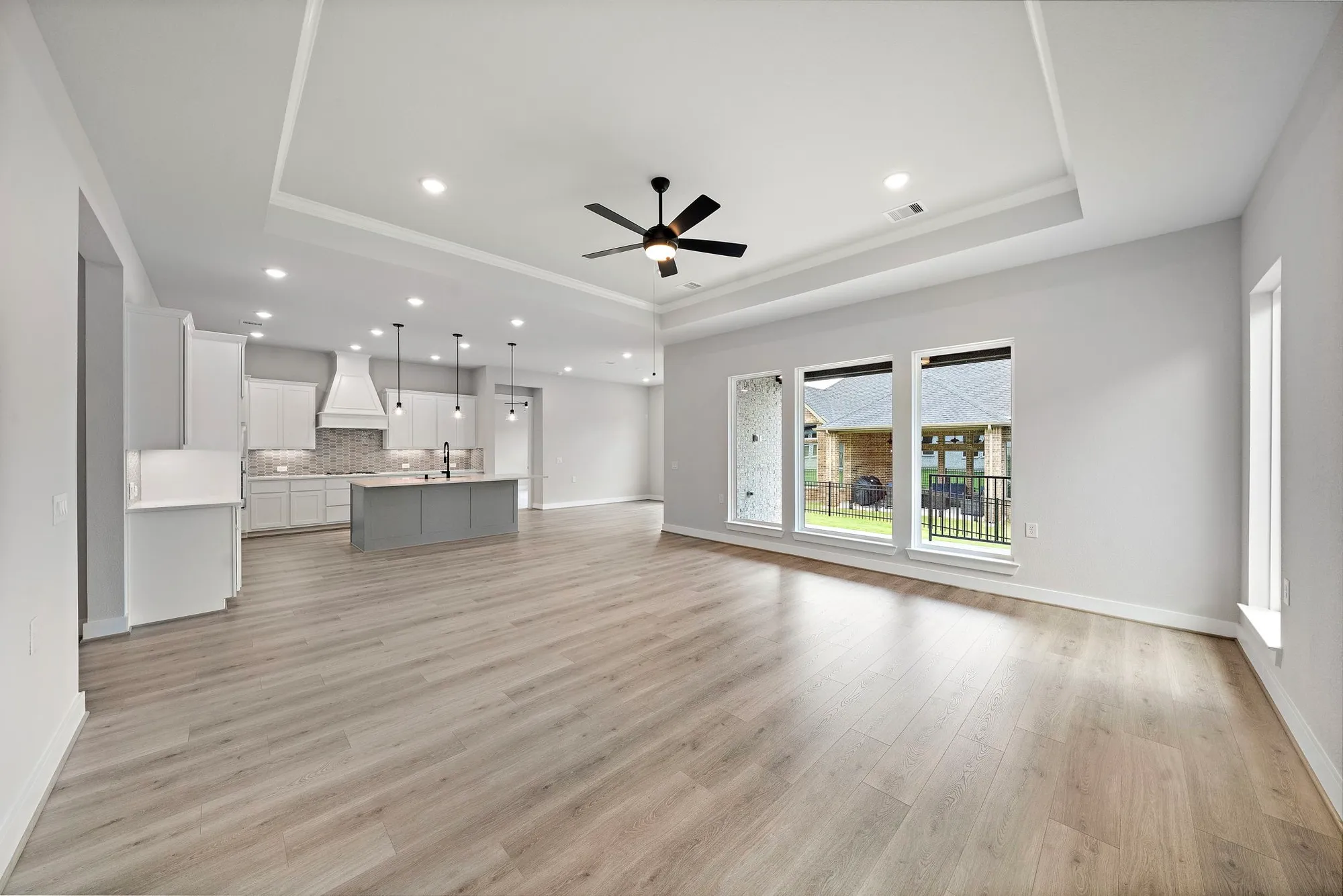 Property Slideshow image 17 of 50 | 10017 larkin cv, Willis, TX, 77318