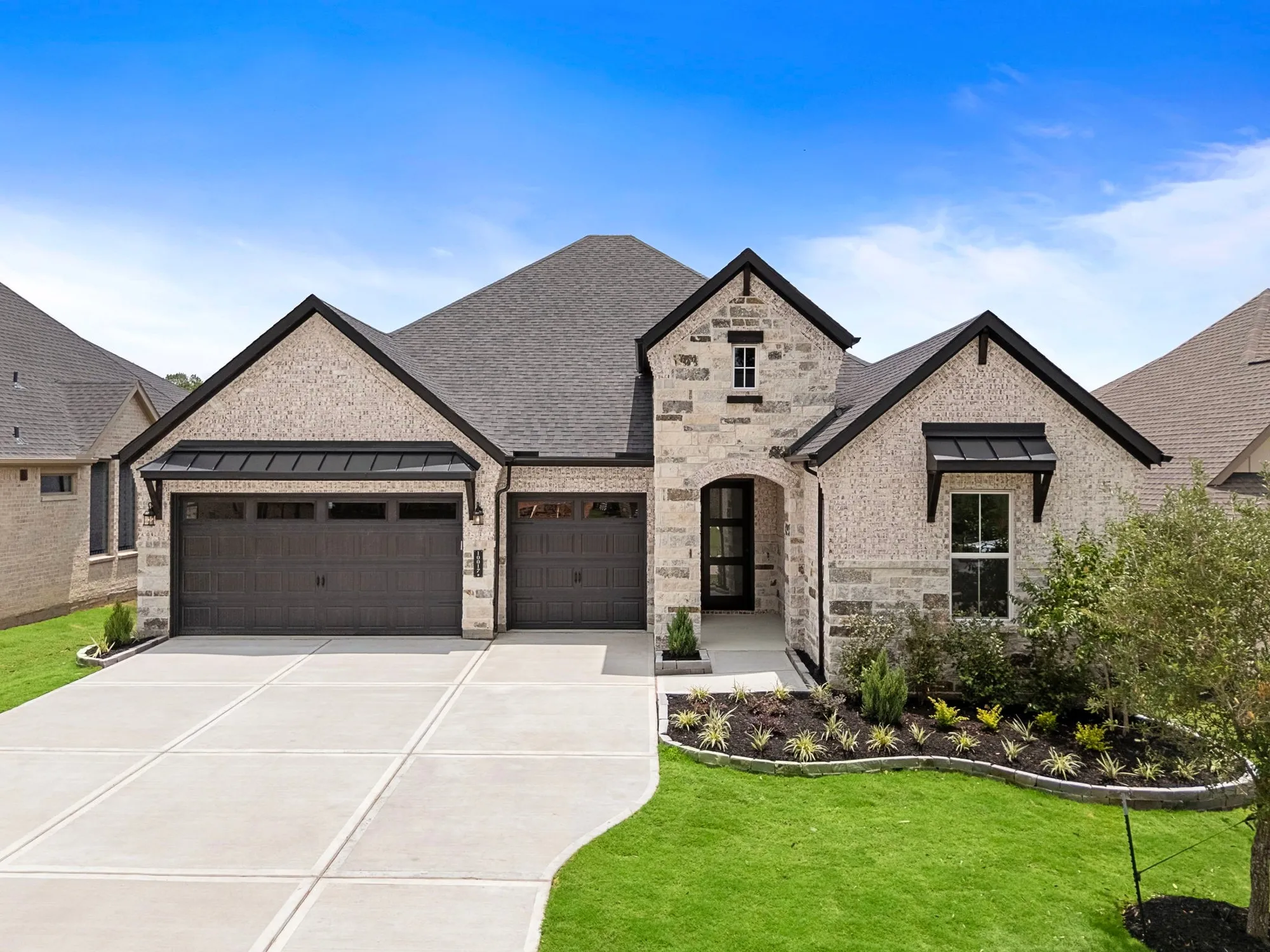Property Slideshow image 1 of 50 | 10017 larkin cv, Willis, TX, 77318