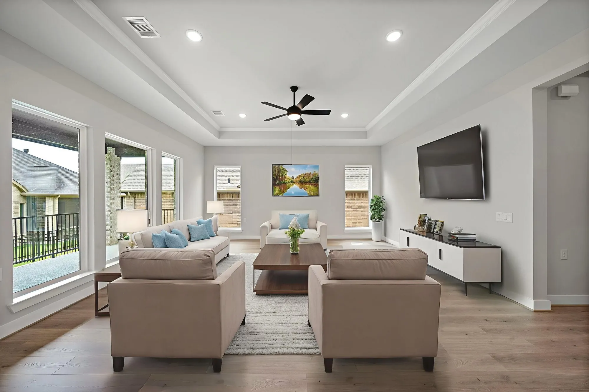 Property Slideshow image 5 of 50 | 10017 larkin cv, Willis, TX, 77318