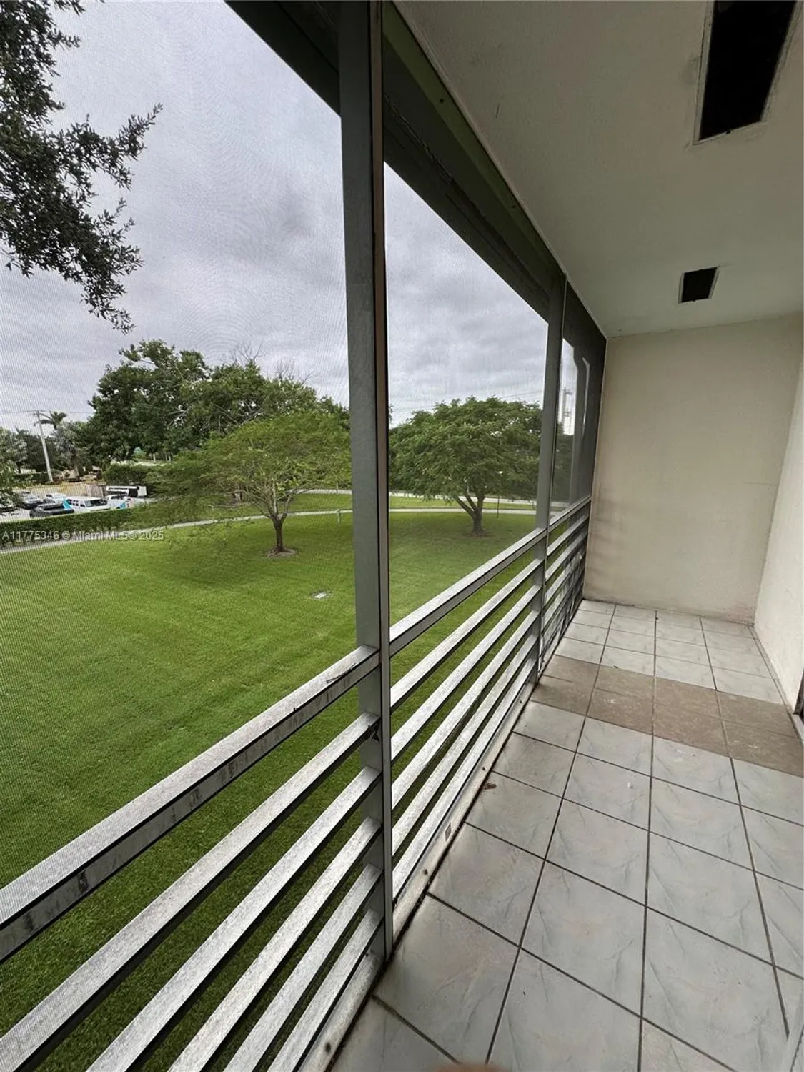 Property Slideshow image 8 of 10 | 289 suffolk g # 289, Boca Raton, FL, 33434