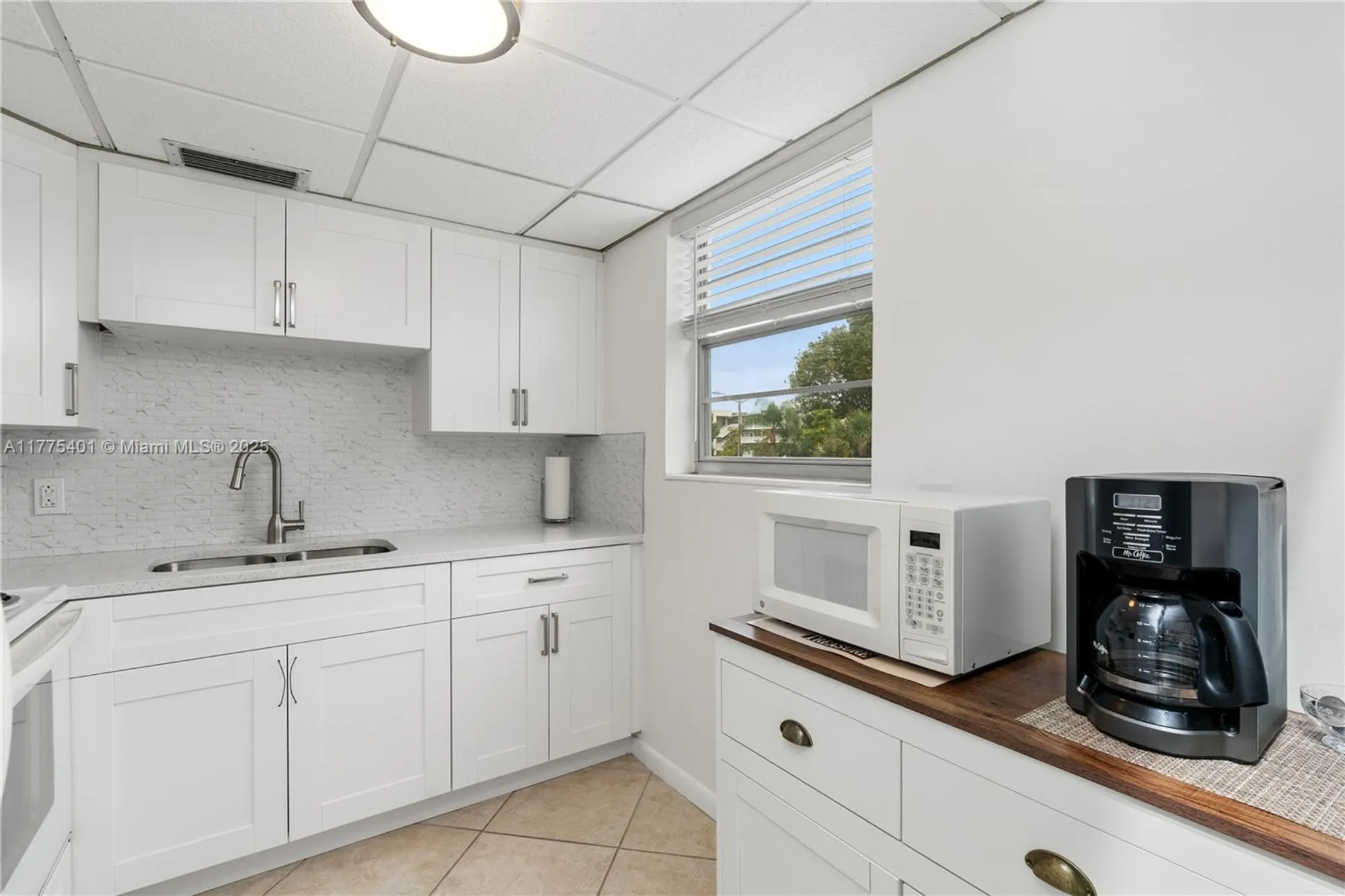 Property Slideshow image 10 of 29 | 40 harwood b # 40, Deerfield Beach, FL, 33442