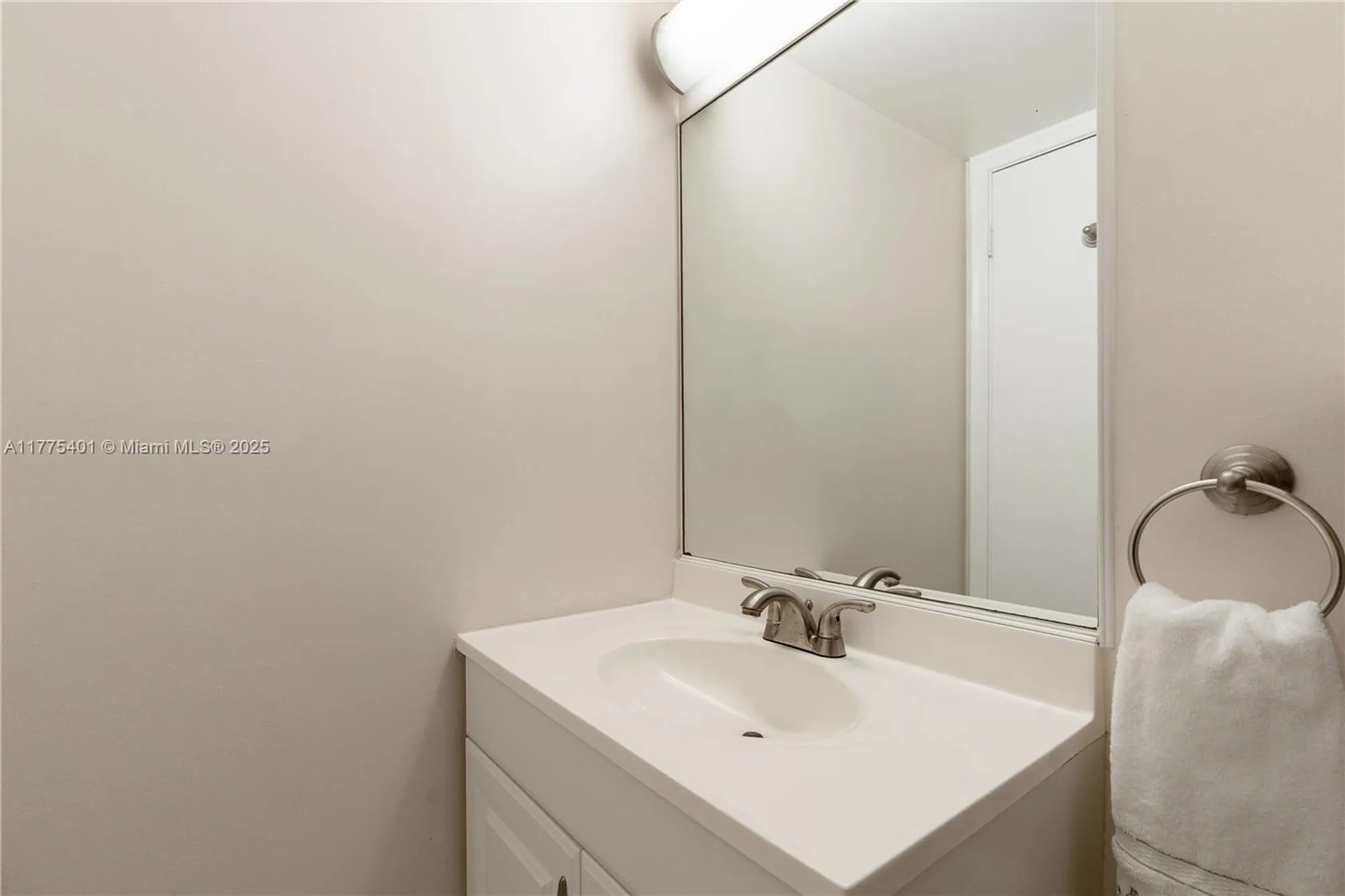Property Slideshow image 22 of 29 | 40 harwood b # 40, Deerfield Beach, FL, 33442