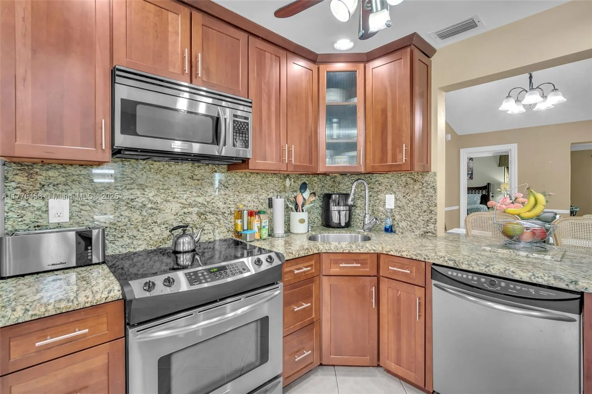 Property Slideshow image 14 of 32 | 2343 sw 15th pl, Deerfield Beach, FL, 33442