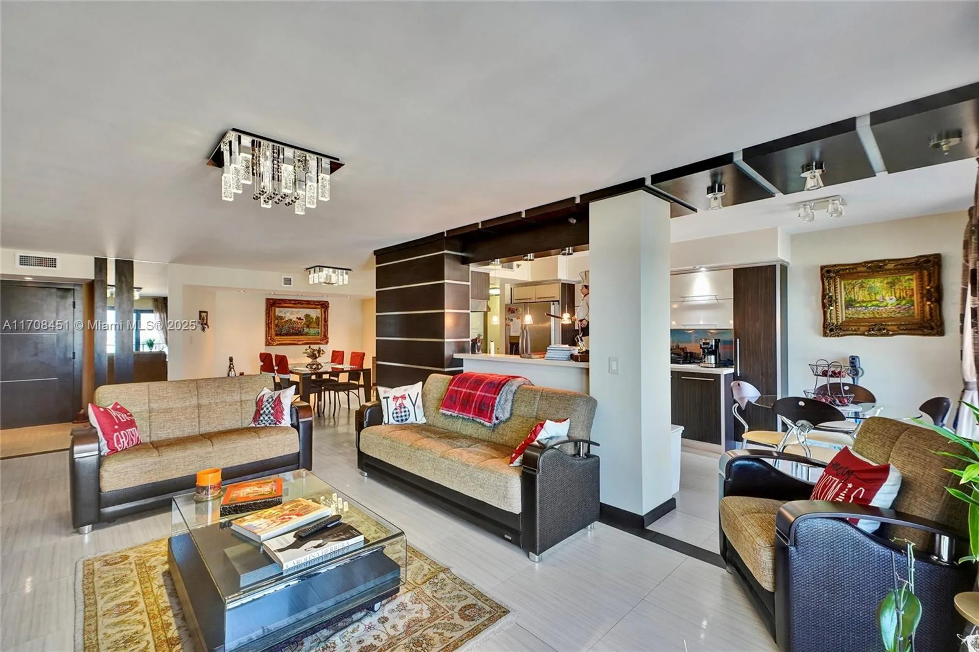 Property Slideshow image 17 of 79 | 1201 s ocean dr 1806n, Hollywood, FL, 33019