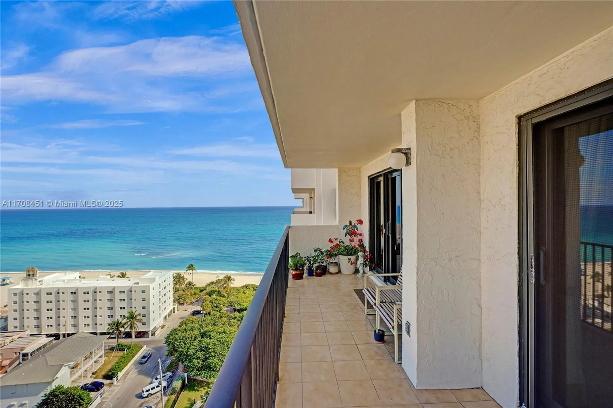 Property Slideshow image 24 of 79 | 1201 s ocean dr 1806n, Hollywood, FL, 33019