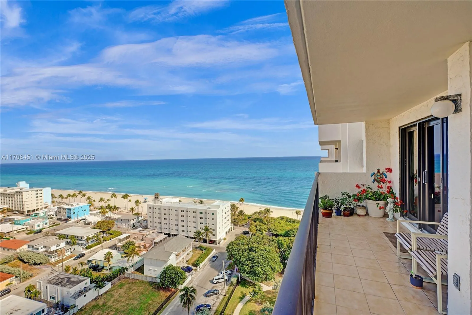 Property Slideshow image 25 of 79 | 1201 s ocean dr 1806n, Hollywood, FL, 33019
