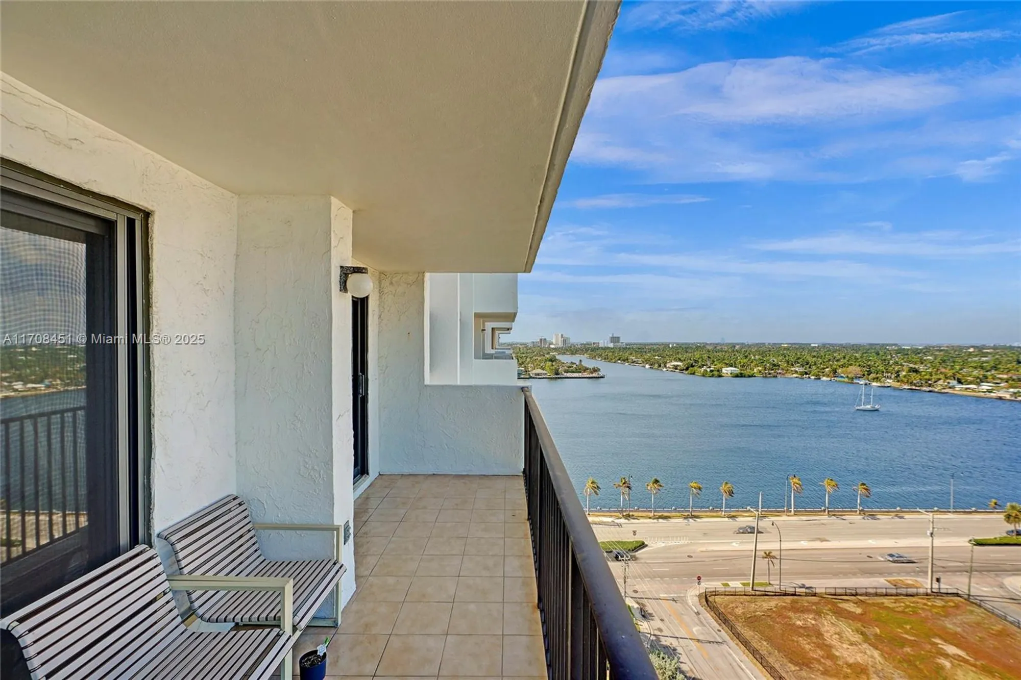 Property Slideshow image 26 of 79 | 1201 s ocean dr 1806n, Hollywood, FL, 33019
