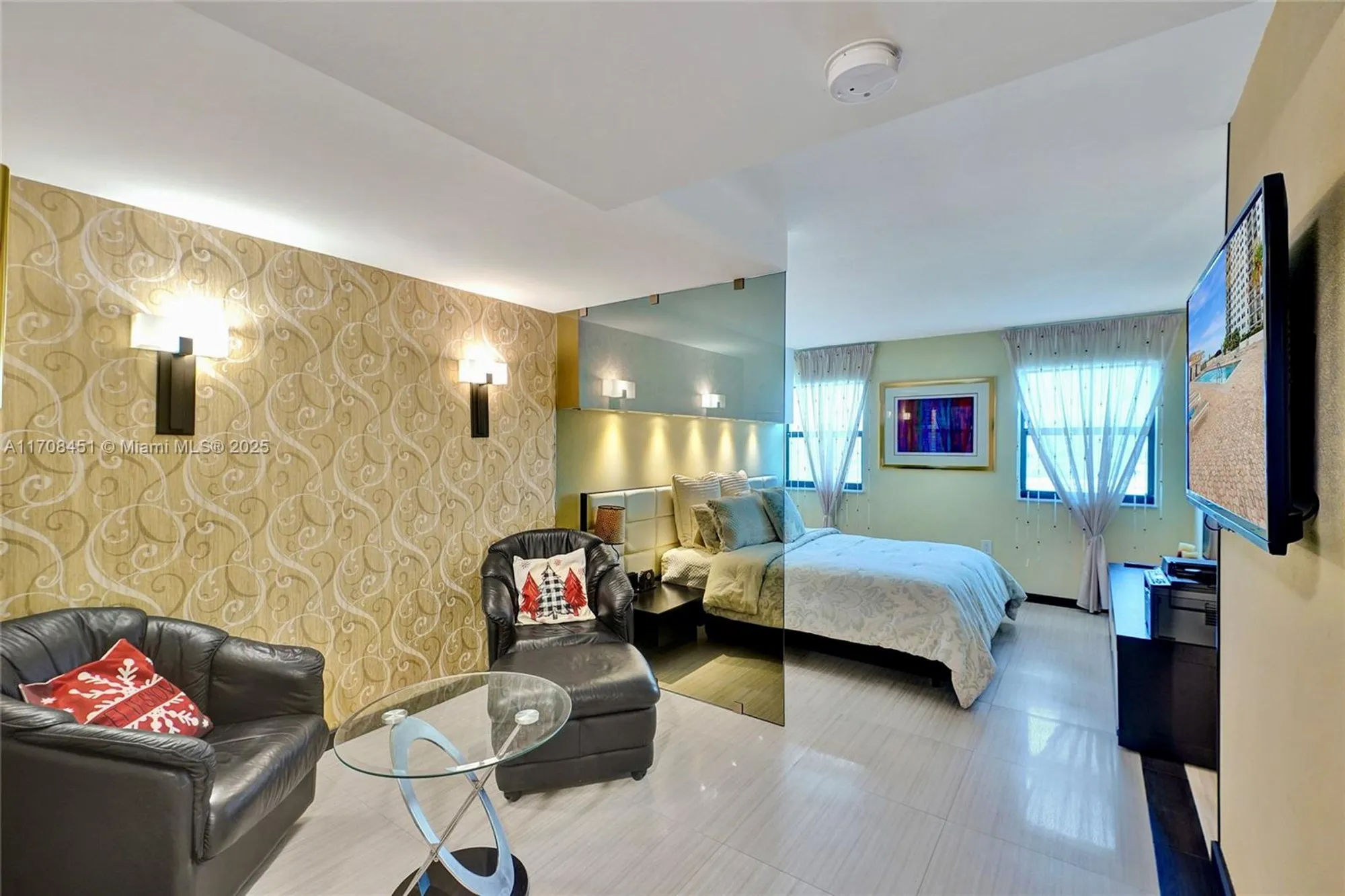 Property Slideshow image 38 of 79 | 1201 s ocean dr 1806n, Hollywood, FL, 33019