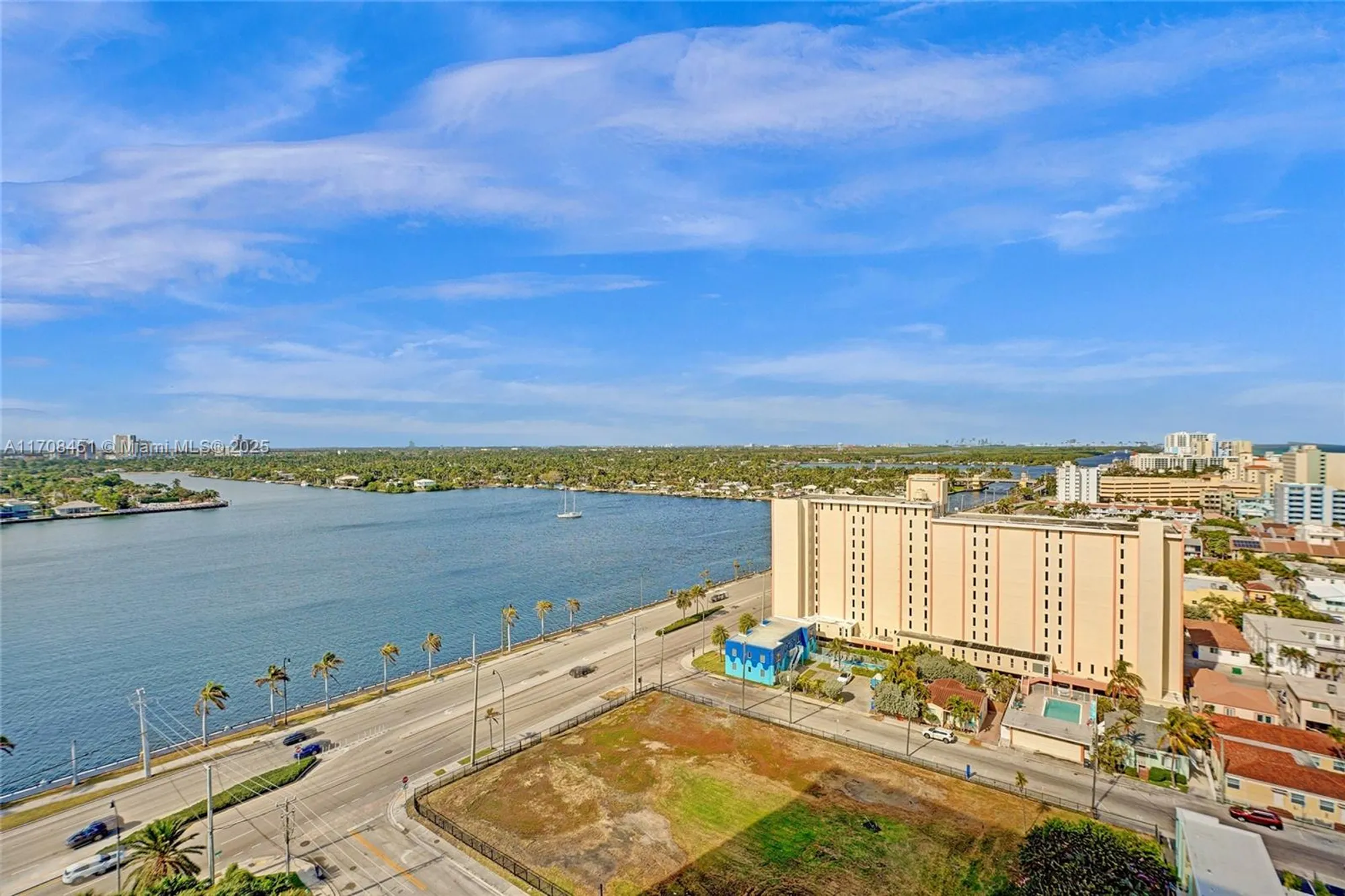 Property Slideshow image 30 of 79 | 1201 s ocean dr 1806n, Hollywood, FL, 33019