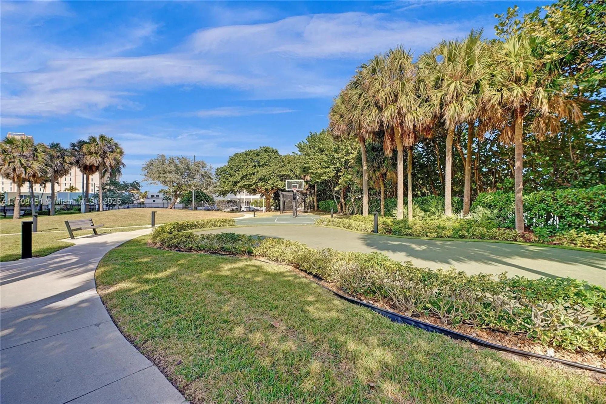 Property Slideshow image 67 of 79 | 1201 s ocean dr 1806n, Hollywood, FL, 33019