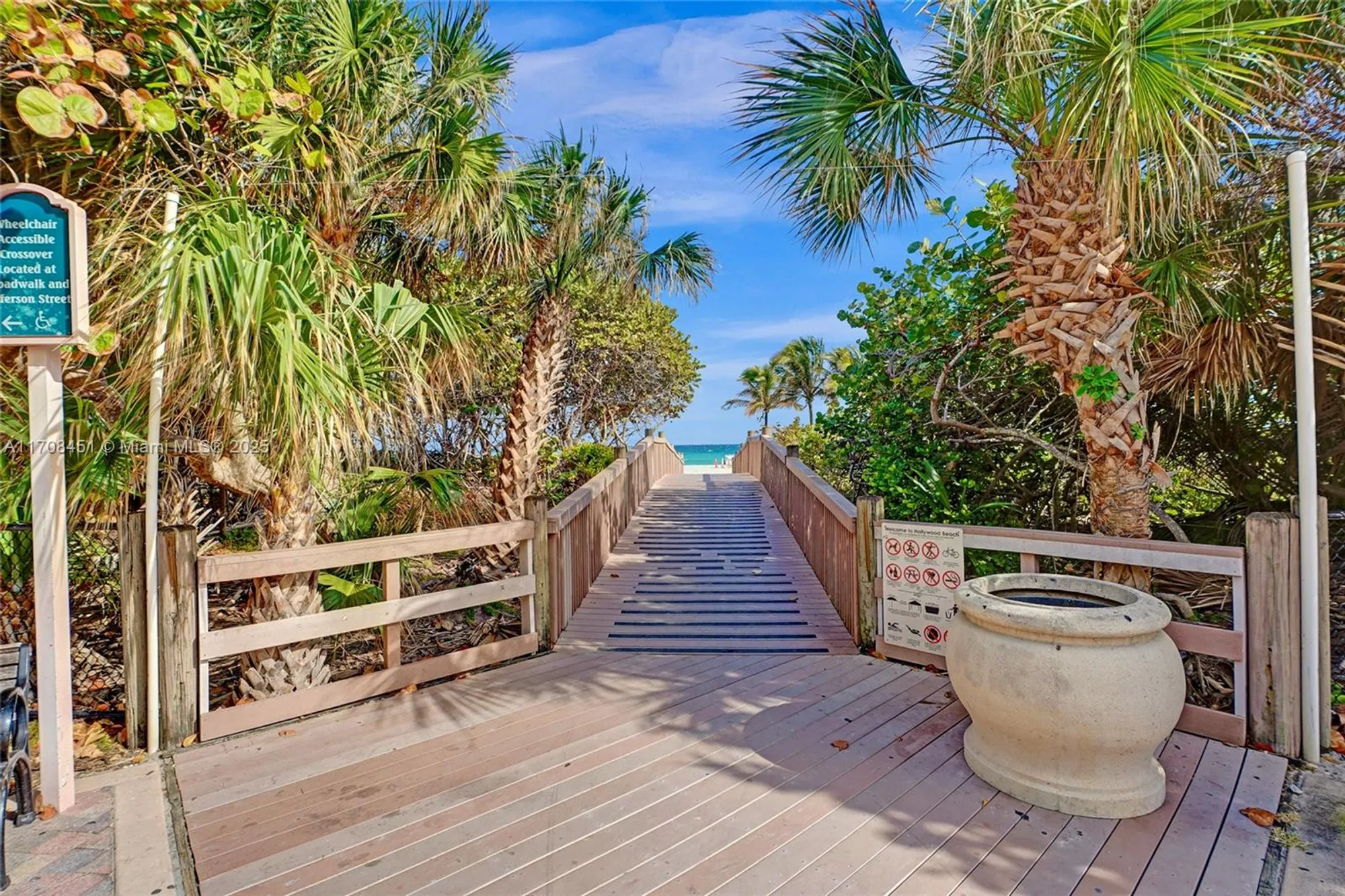 Property Slideshow image 72 of 79 | 1201 s ocean dr 1806n, Hollywood, FL, 33019