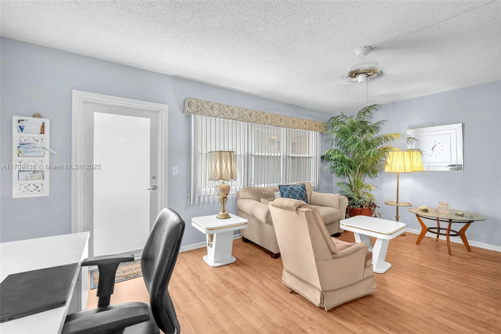Property Slideshow image 6 of 25 | 4051 newport n # 4051, Deerfield Beach, FL, 33442
