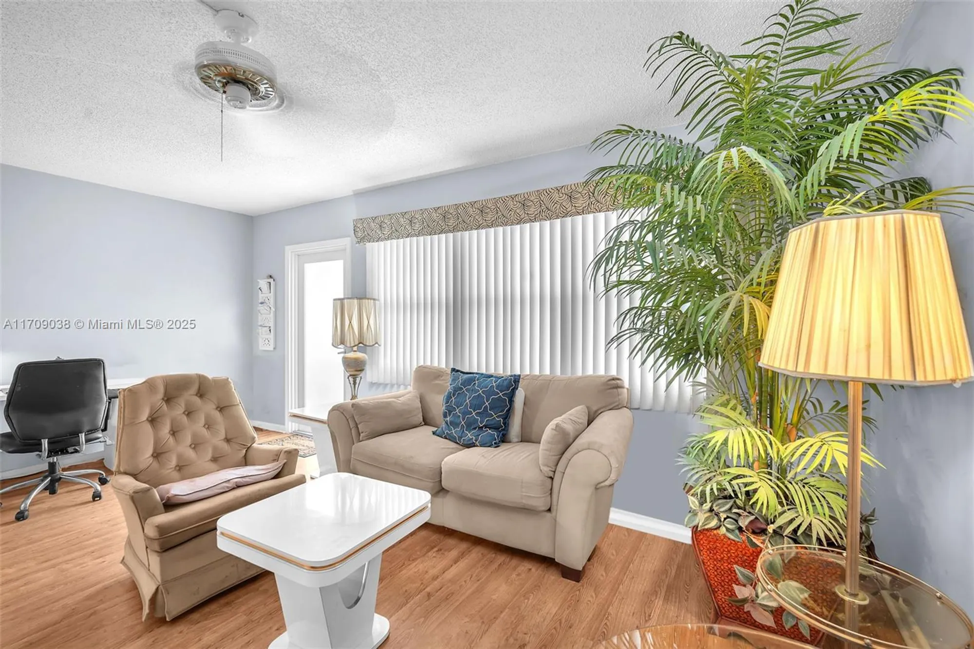 Property Slideshow image 7 of 25 | 4051 newport n # 4051, Deerfield Beach, FL, 33442